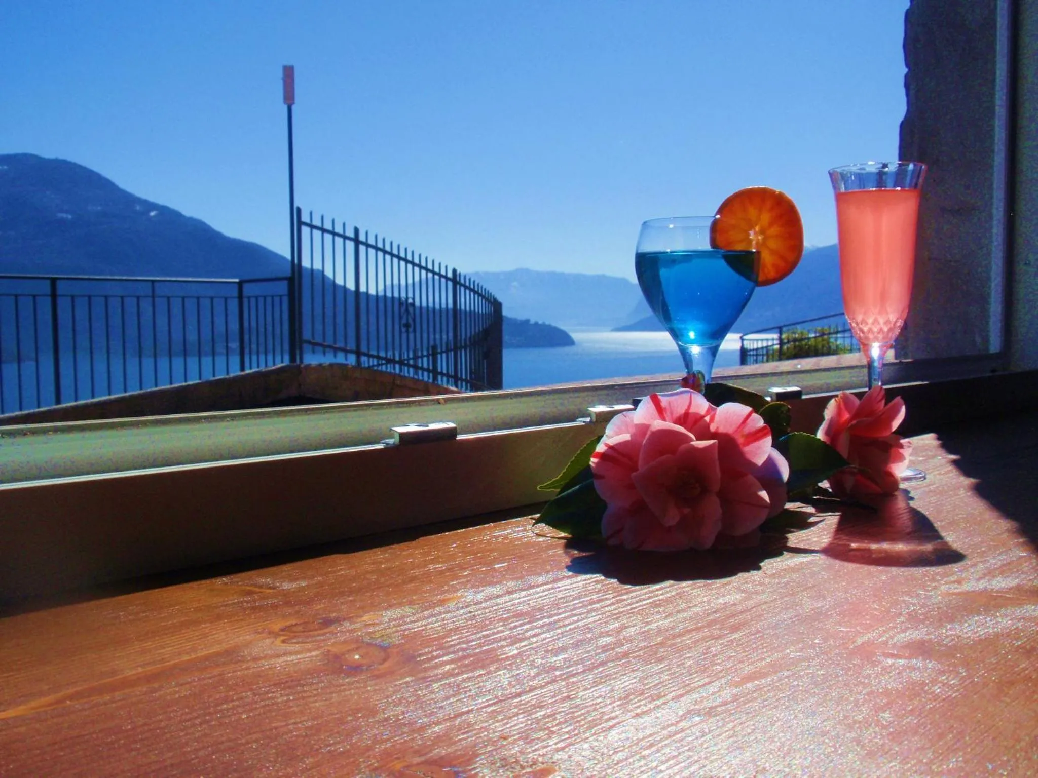 Lake view in Residence Le Azalee & SPA