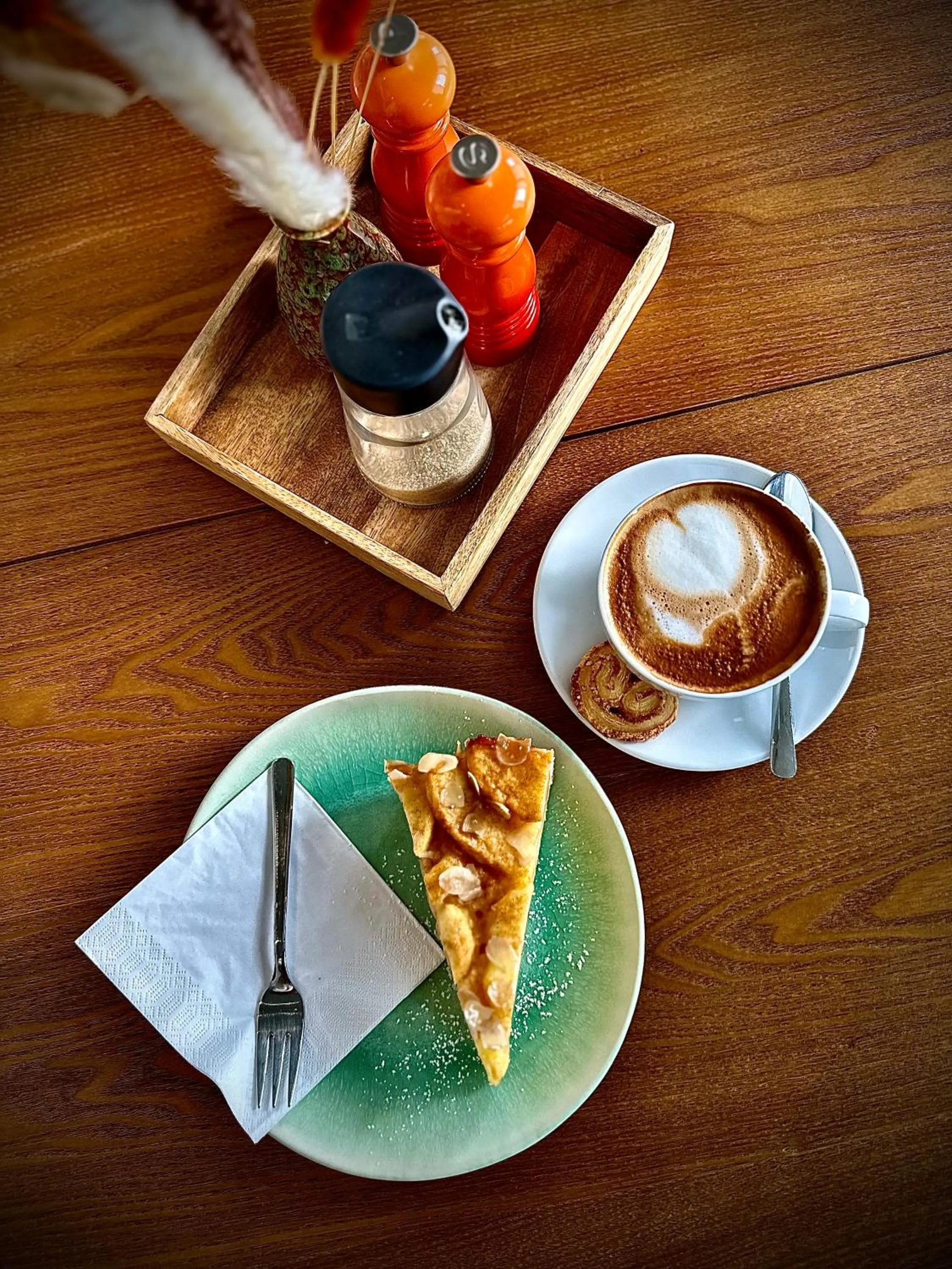 Coffee/tea facilities in elferrooms Hotel