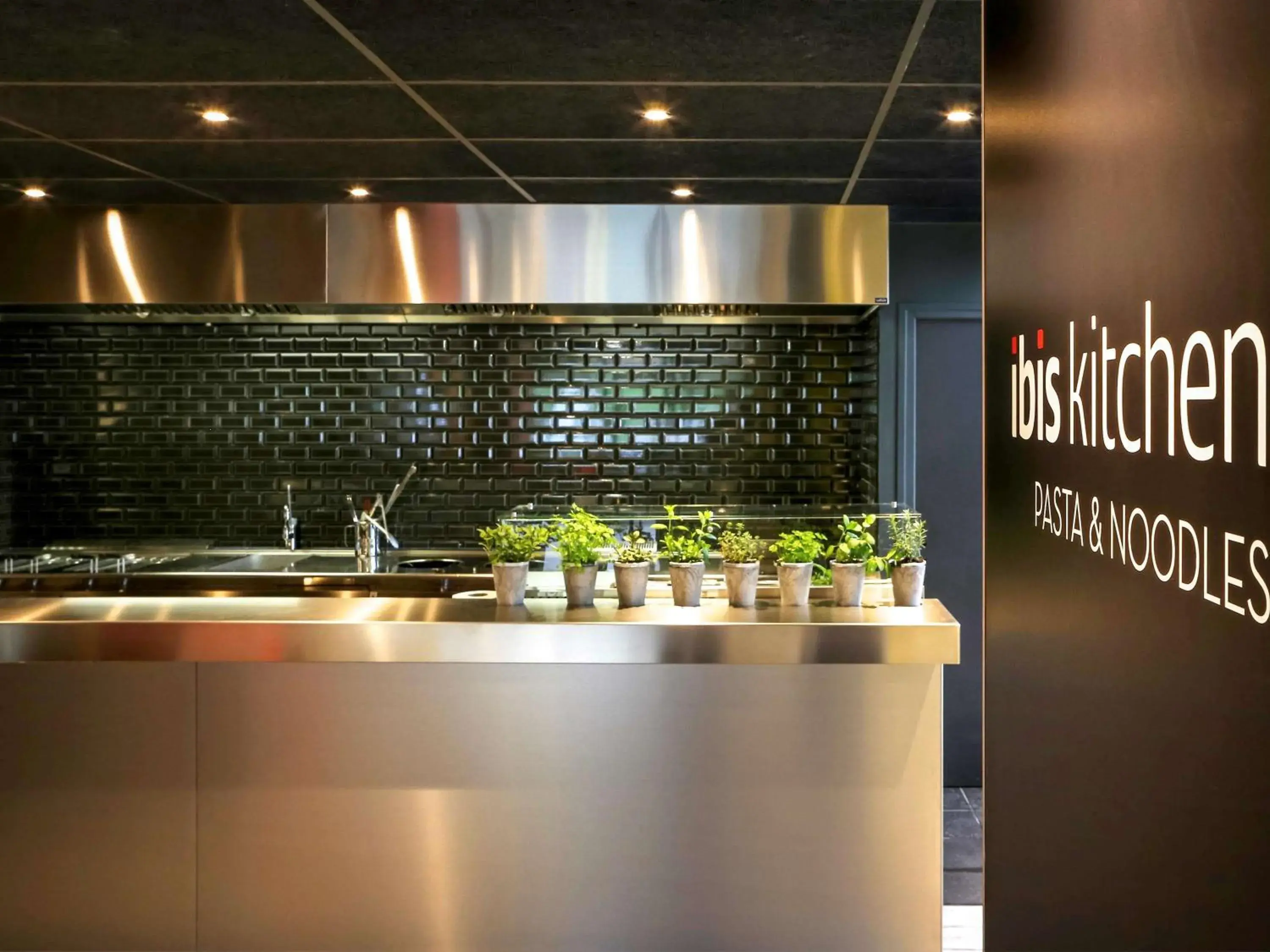 Restaurant/places to eat in ibis Aix en Provence Restaurant/places to eat in ibis Aix en Provence