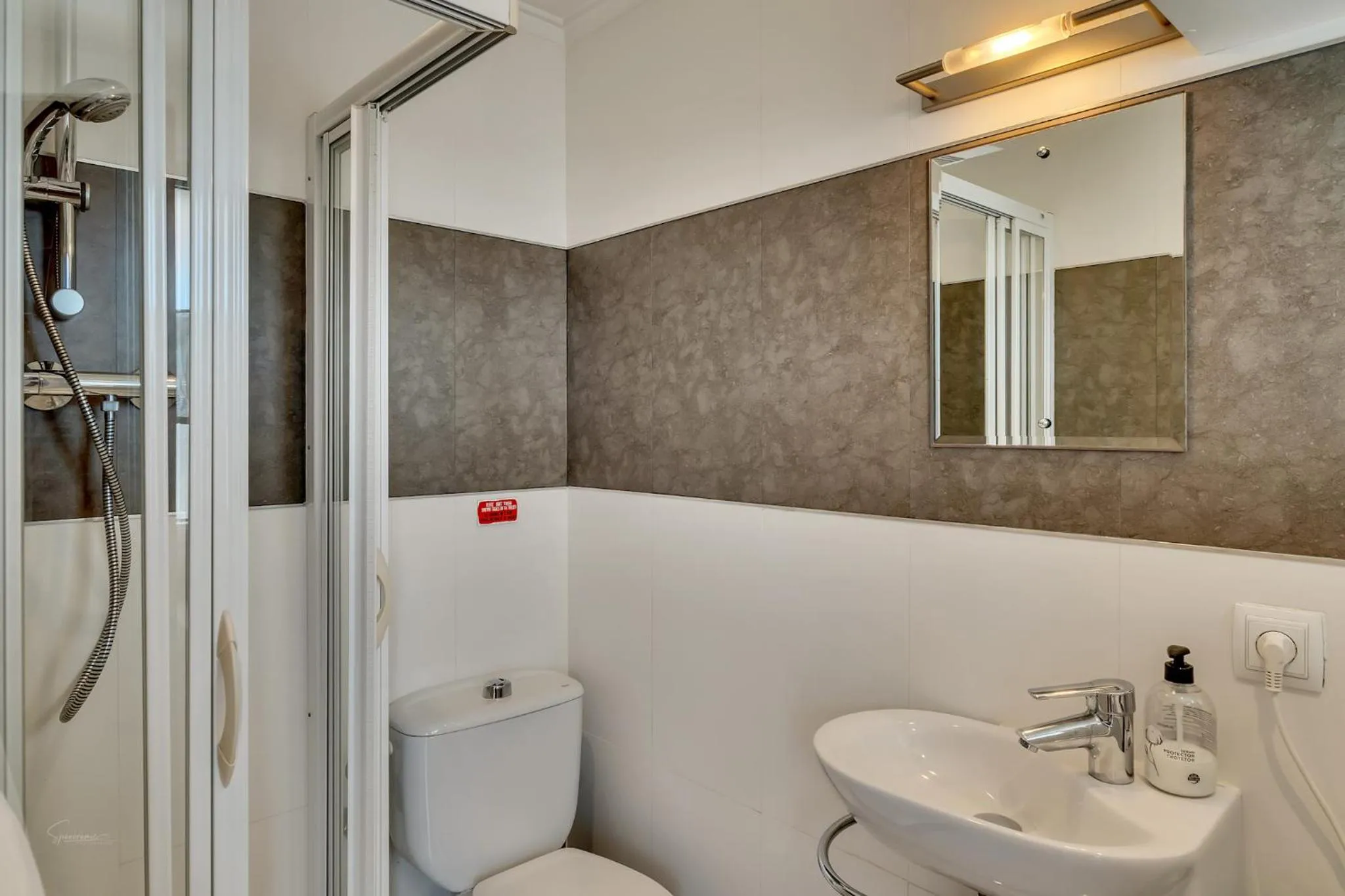 Toilet in Denia Townhouse