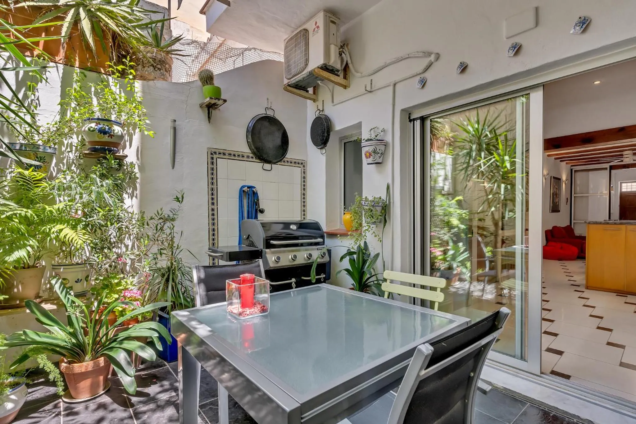 BBQ facilities in Denia Townhouse