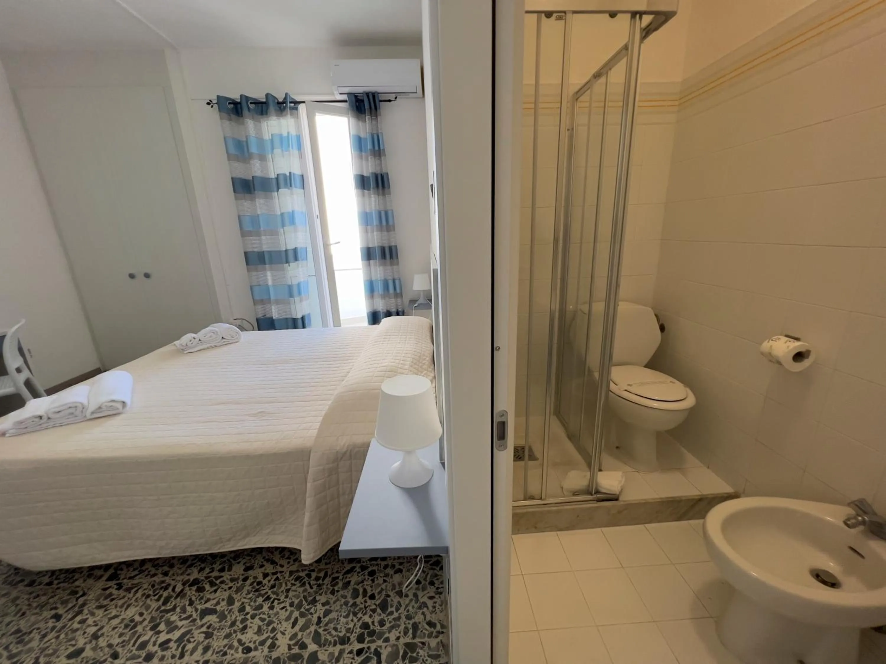 Bedroom, Bed in Hotel Castelsardo Domus Beach