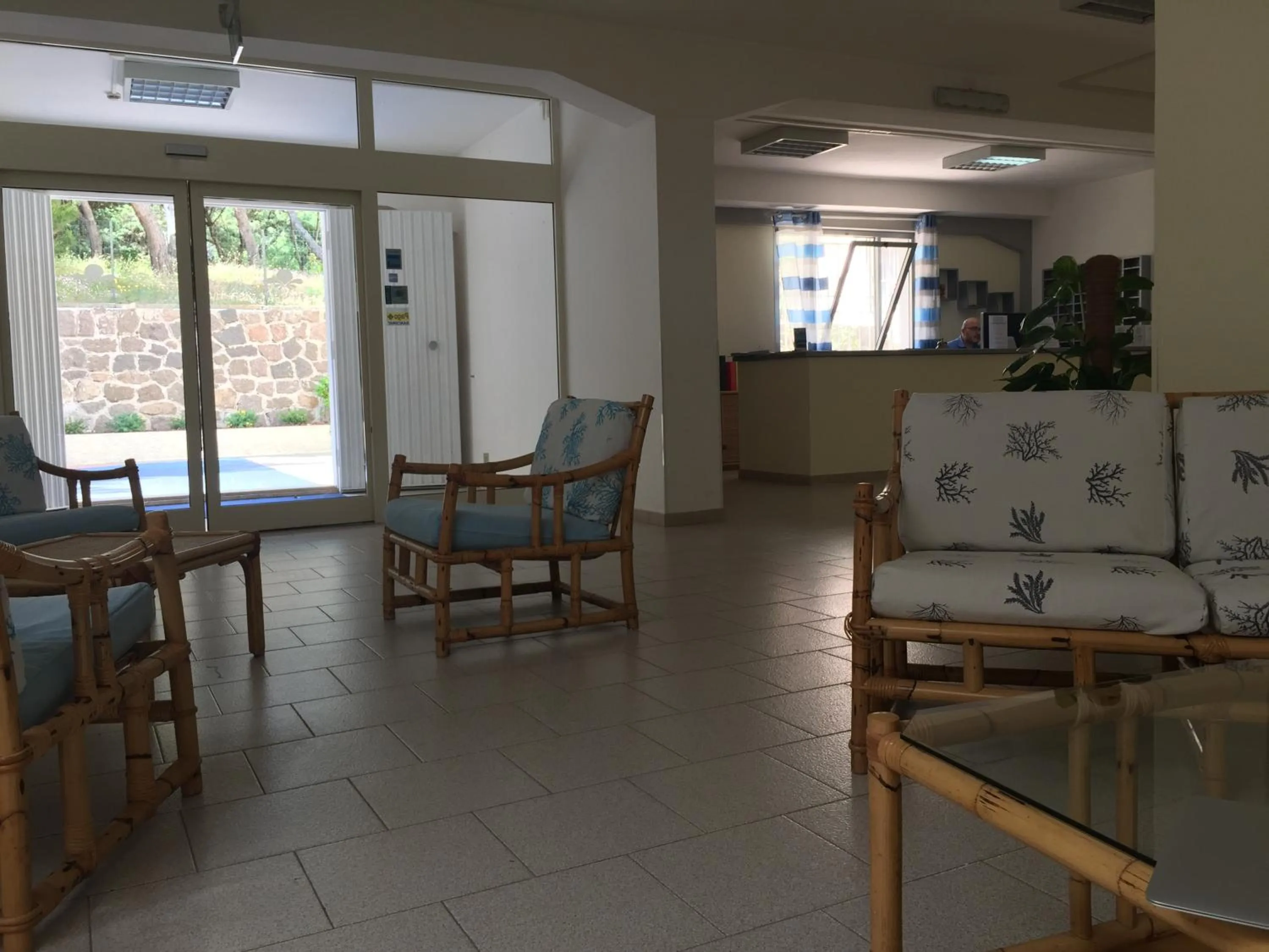 Lobby or reception in Hotel Castelsardo Domus Beach