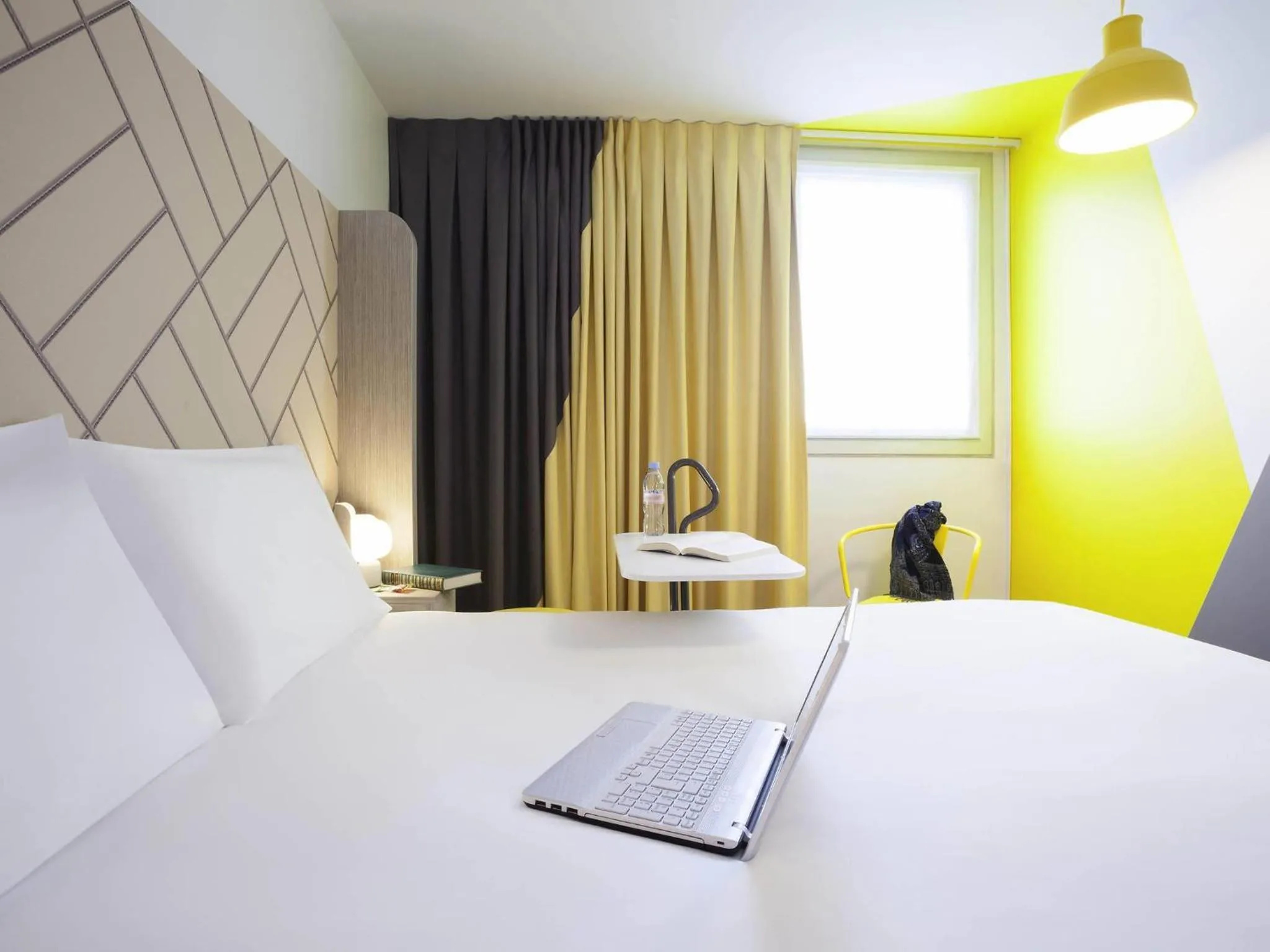 Bedroom, Bed in Ibis Styles Paris Massena Olympiades
