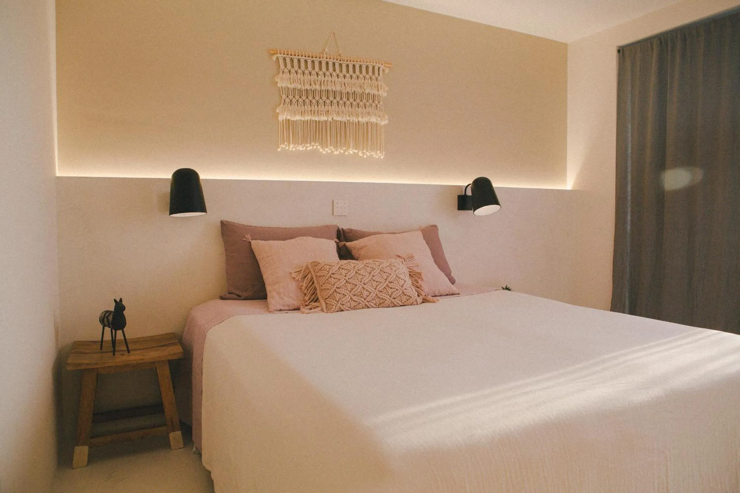 Bed in Eco-lodge Villa Epicurea