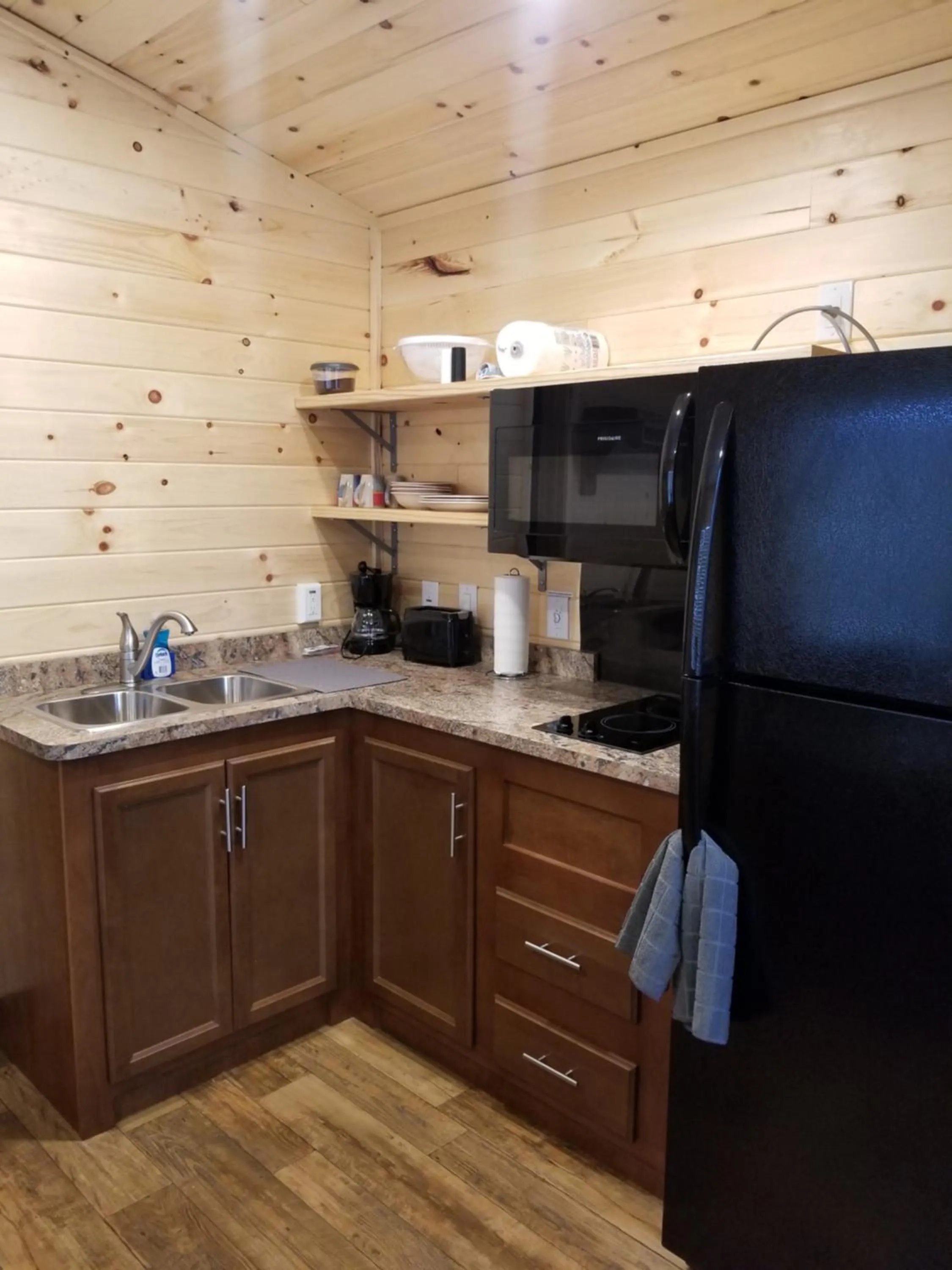 Kitchen or kitchenette in Castle Gate RV Park