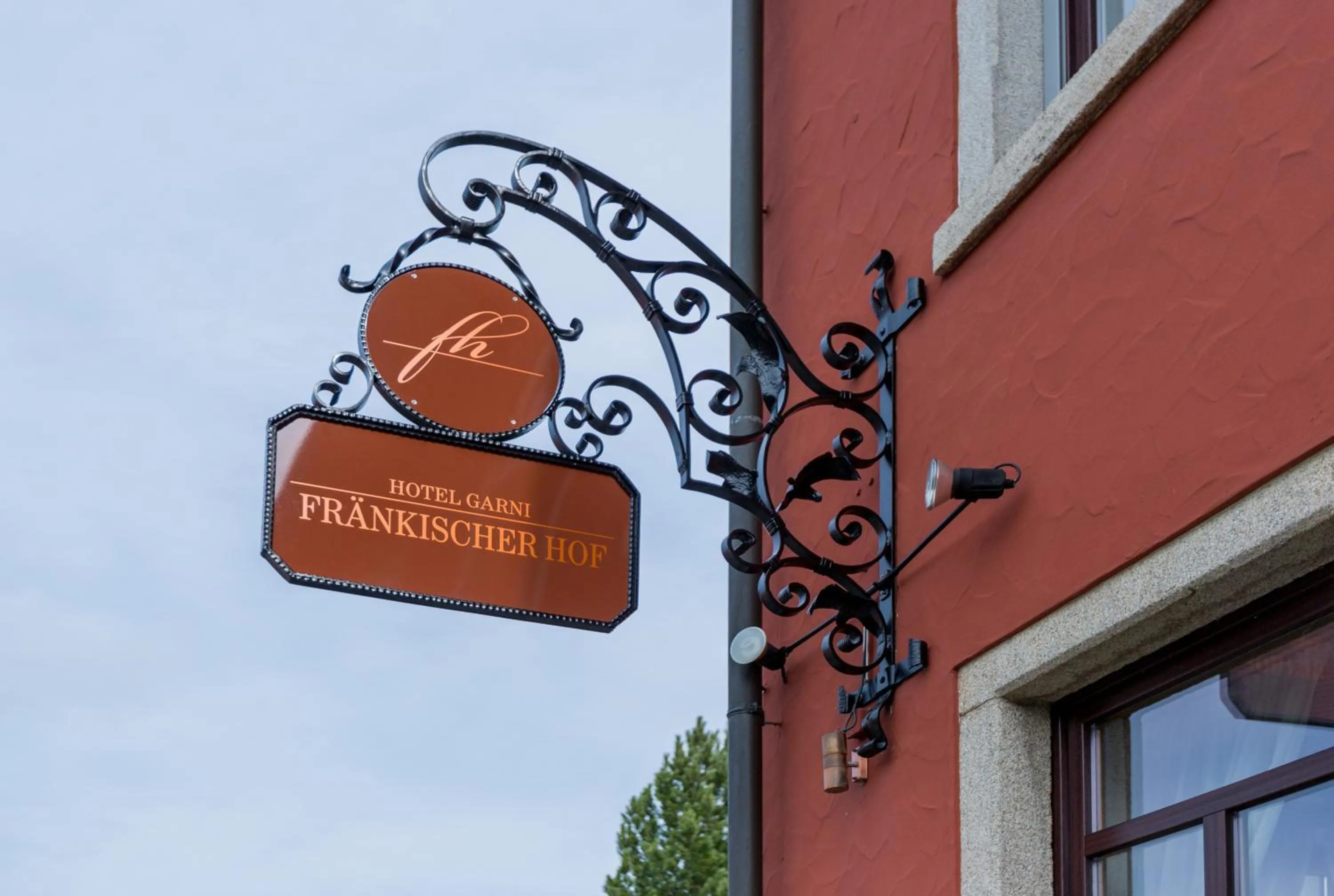 Logo/Certificate/Sign in Fränkischer Hof