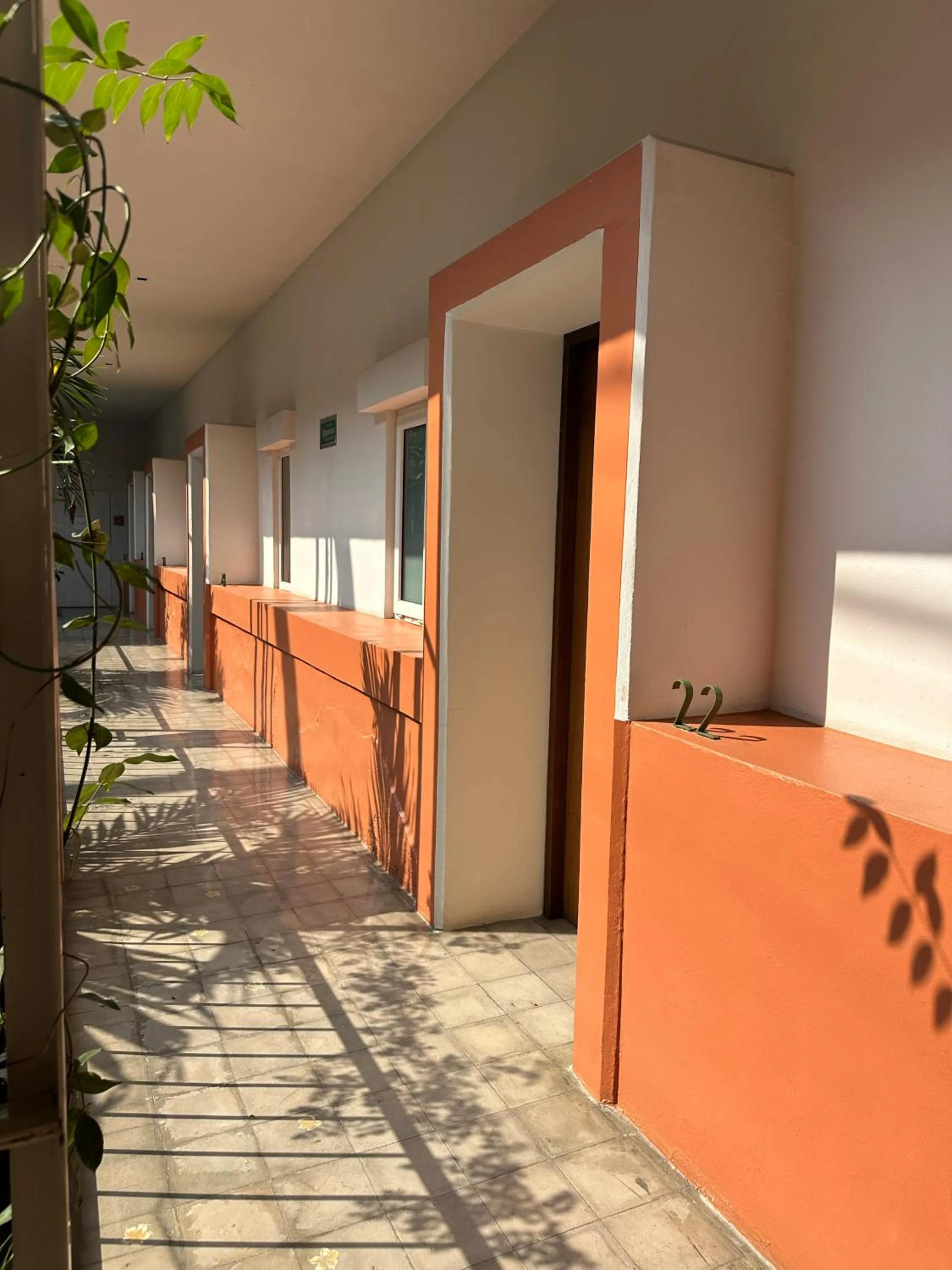 Flor de Mayo Hotel & Restaurant