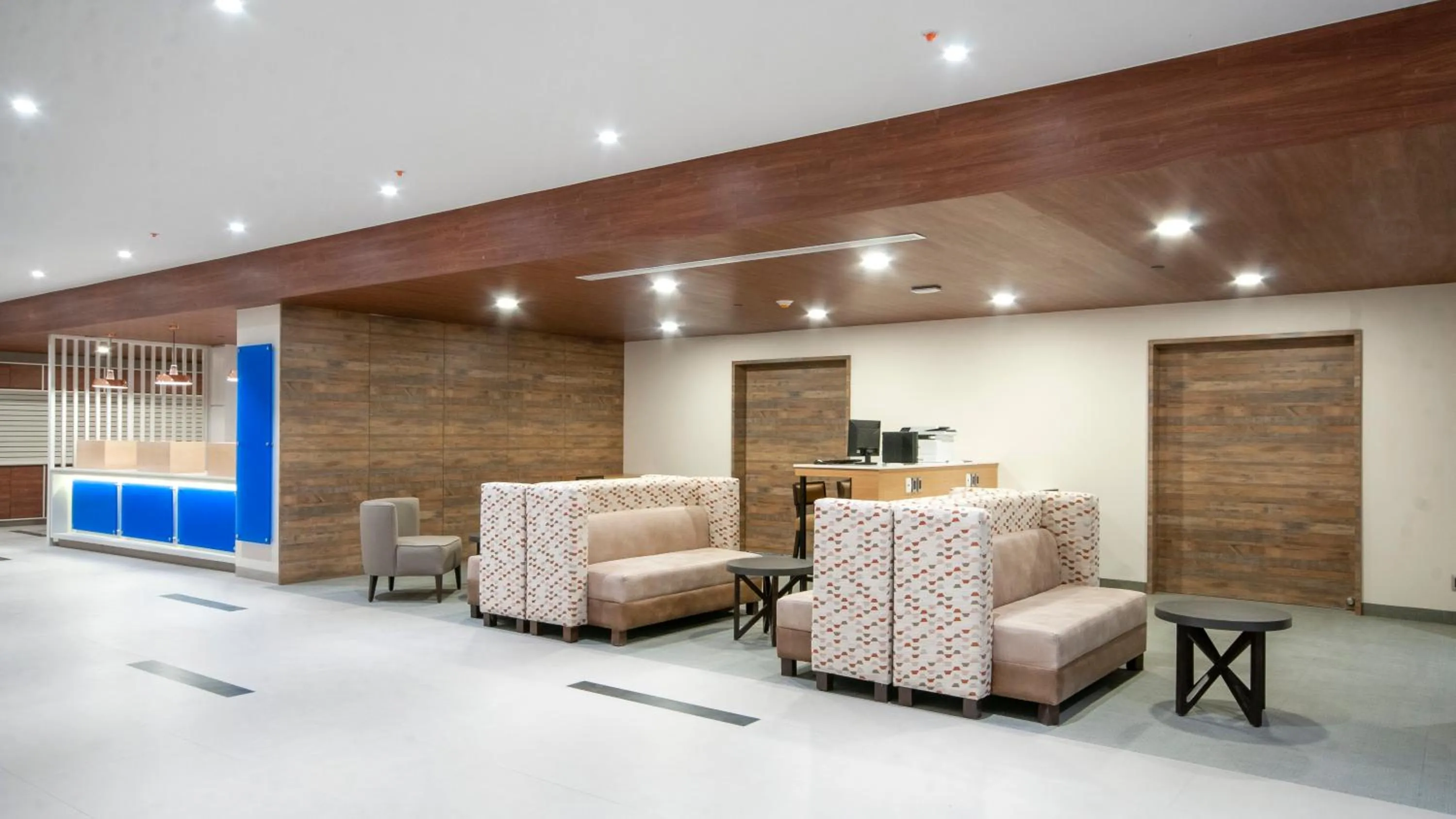 Property building in Holiday Inn Express - Mexico Basilica by IHG