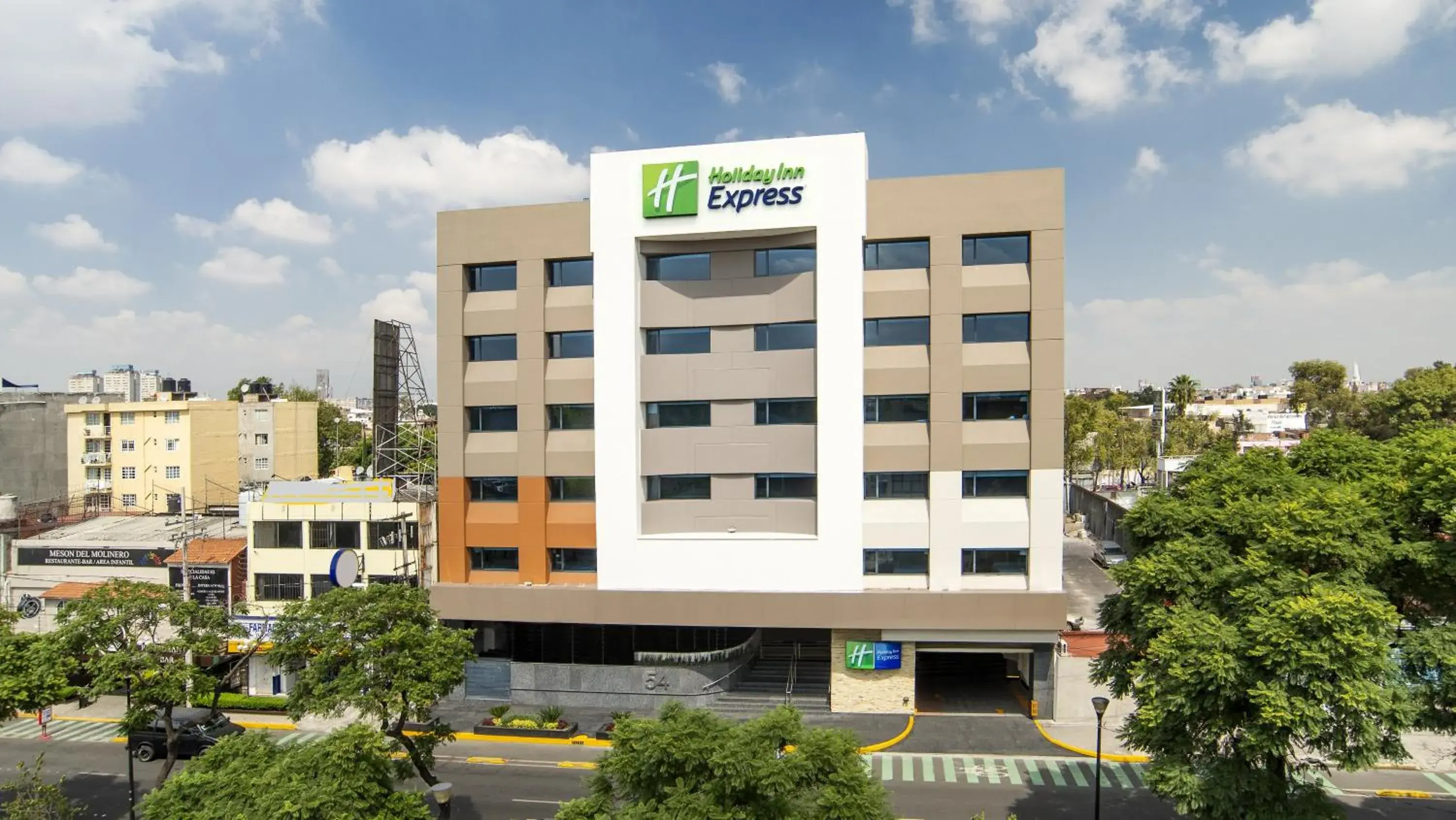 Property building in Holiday Inn Express - Mexico Basilica by IHG Property building in Holiday Inn Express - Mexico Basilica by IHG