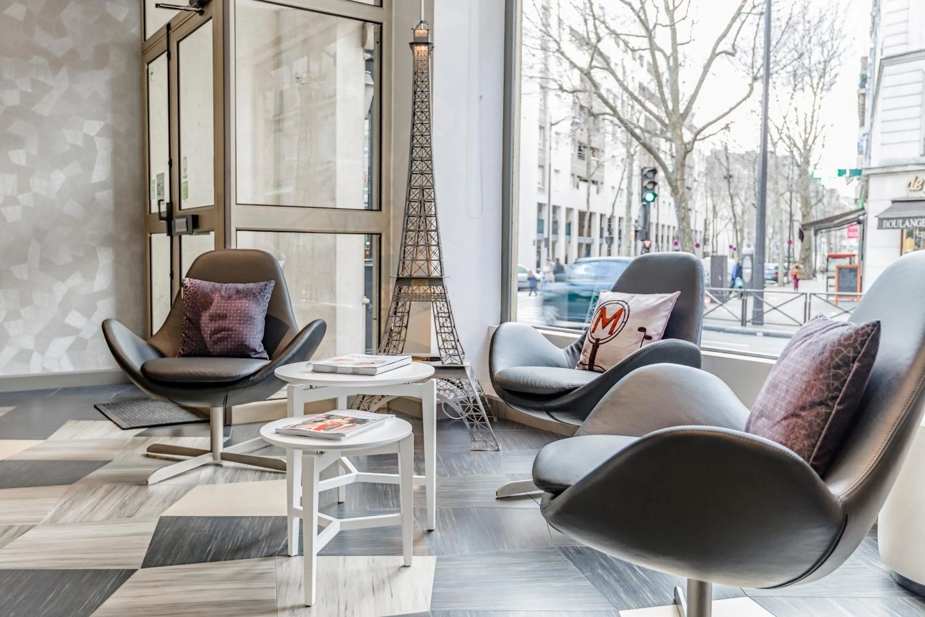 Lobby or reception in Eiffel Kennedy