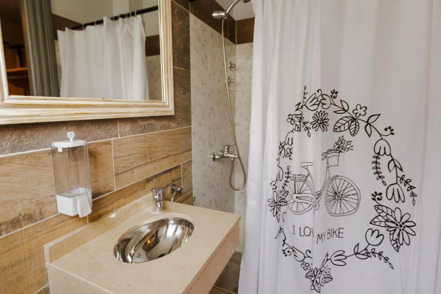 Bathroom in Che Juan Hostel BA