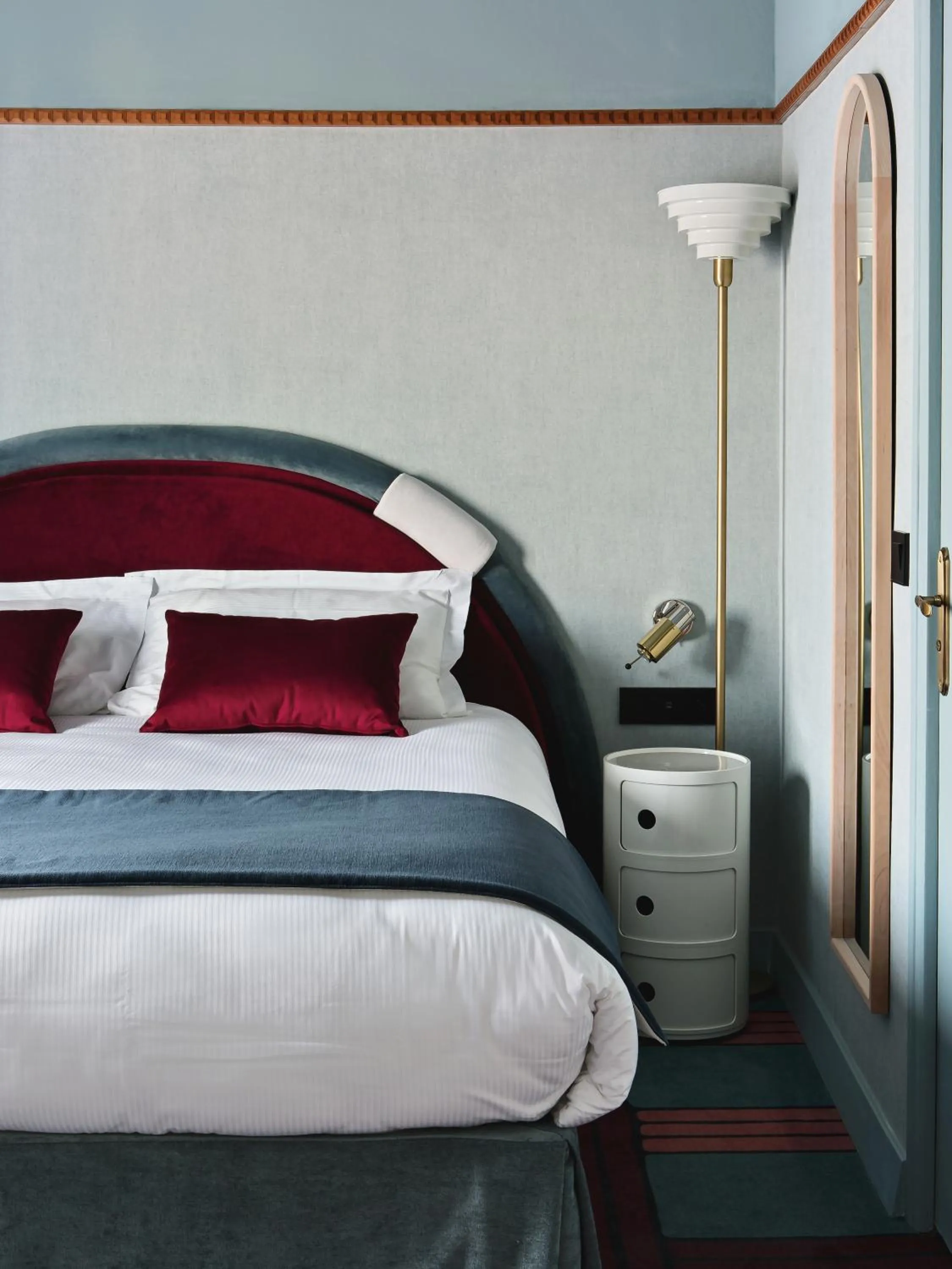 Bedroom, Bed in Hôtel Mercedes