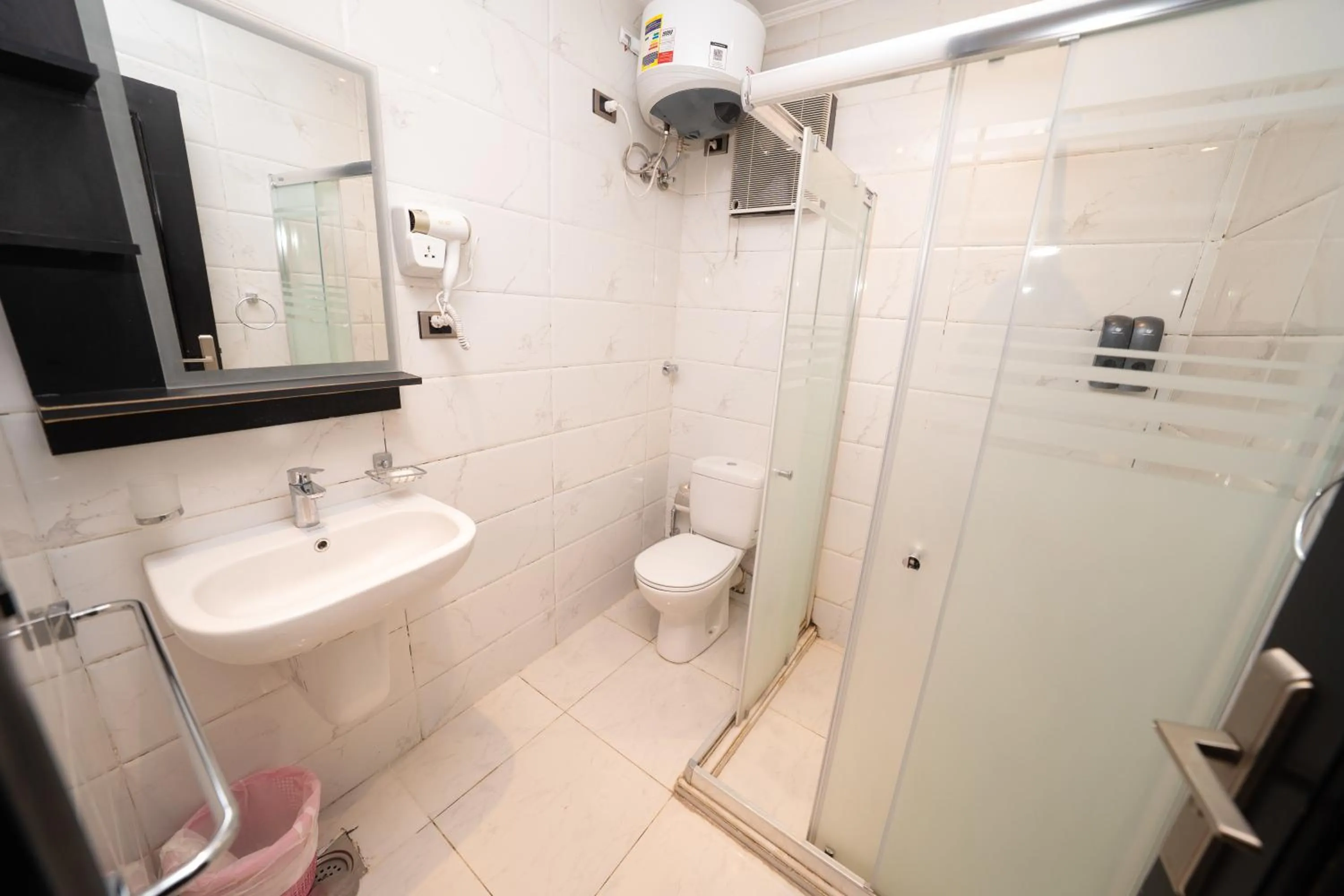 Bathroom in Helio Cairo Hotel