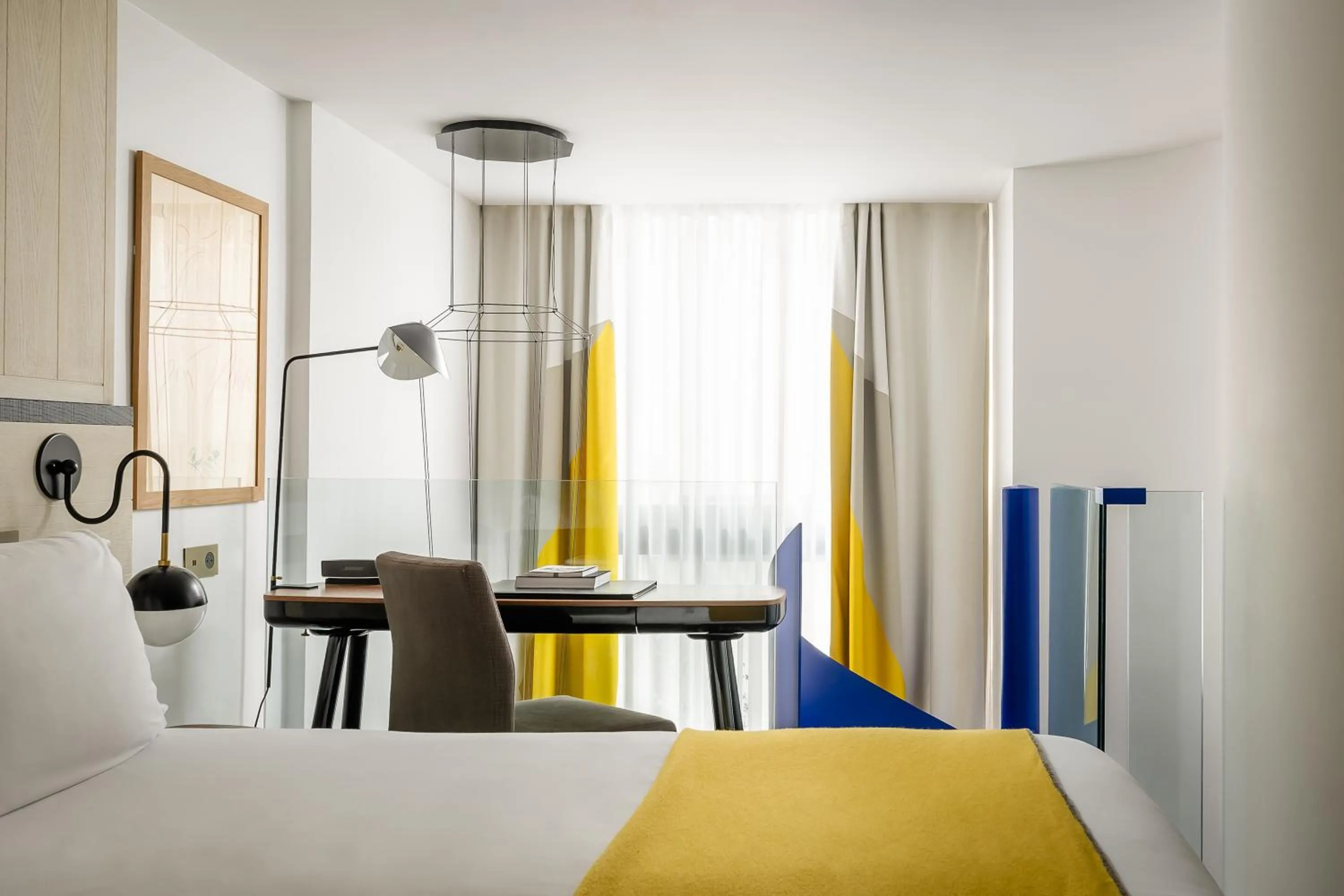 Bed in Hôtel du Ministère