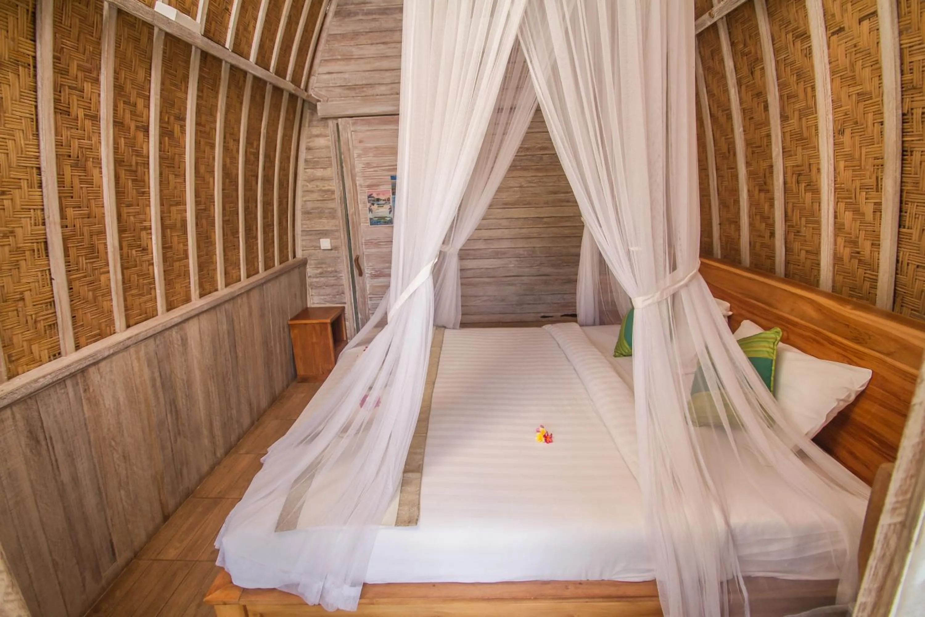 Bed in The Dafish Ceningan