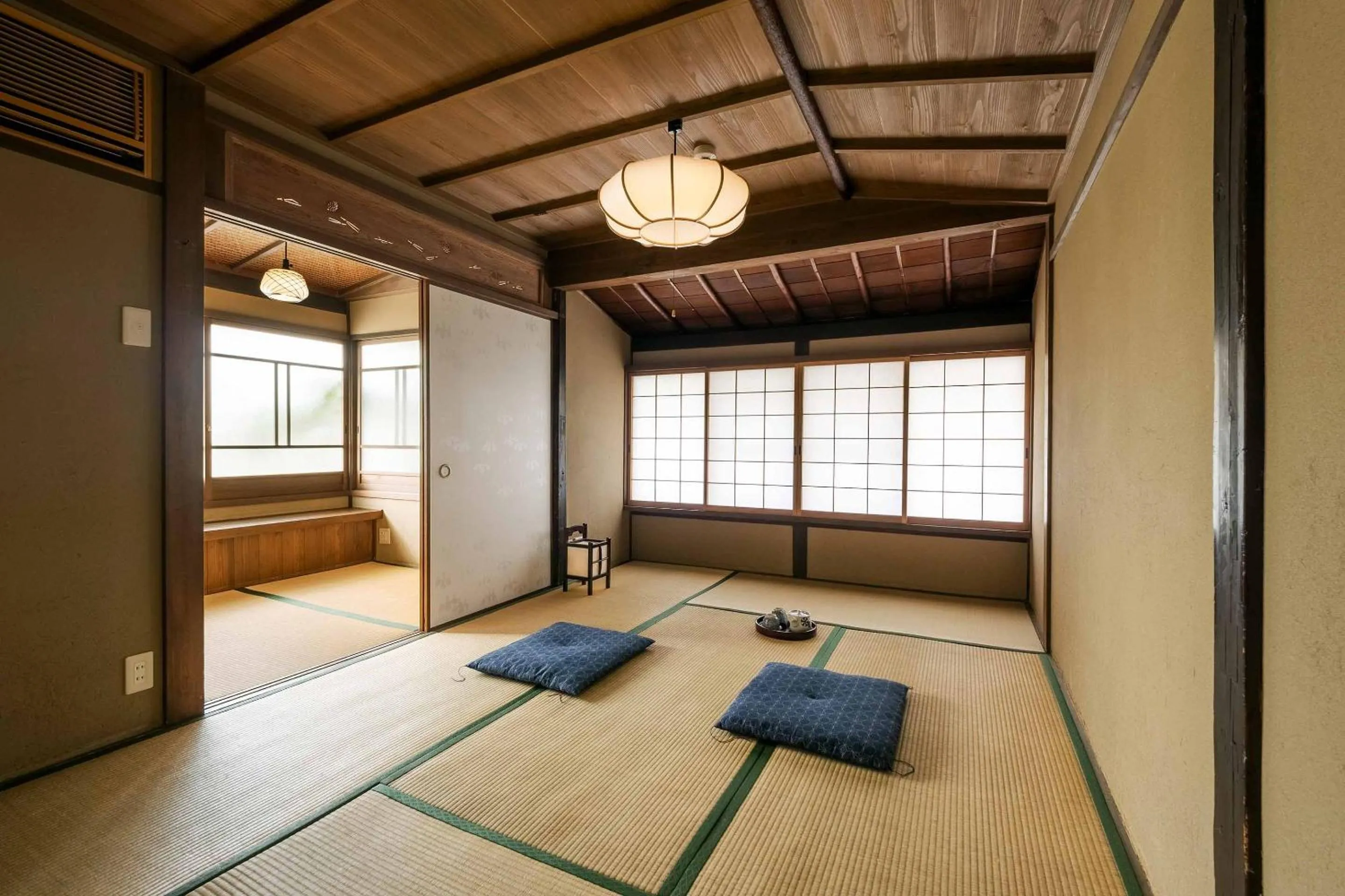 Bedroom in Gion Koyu an Machiya House