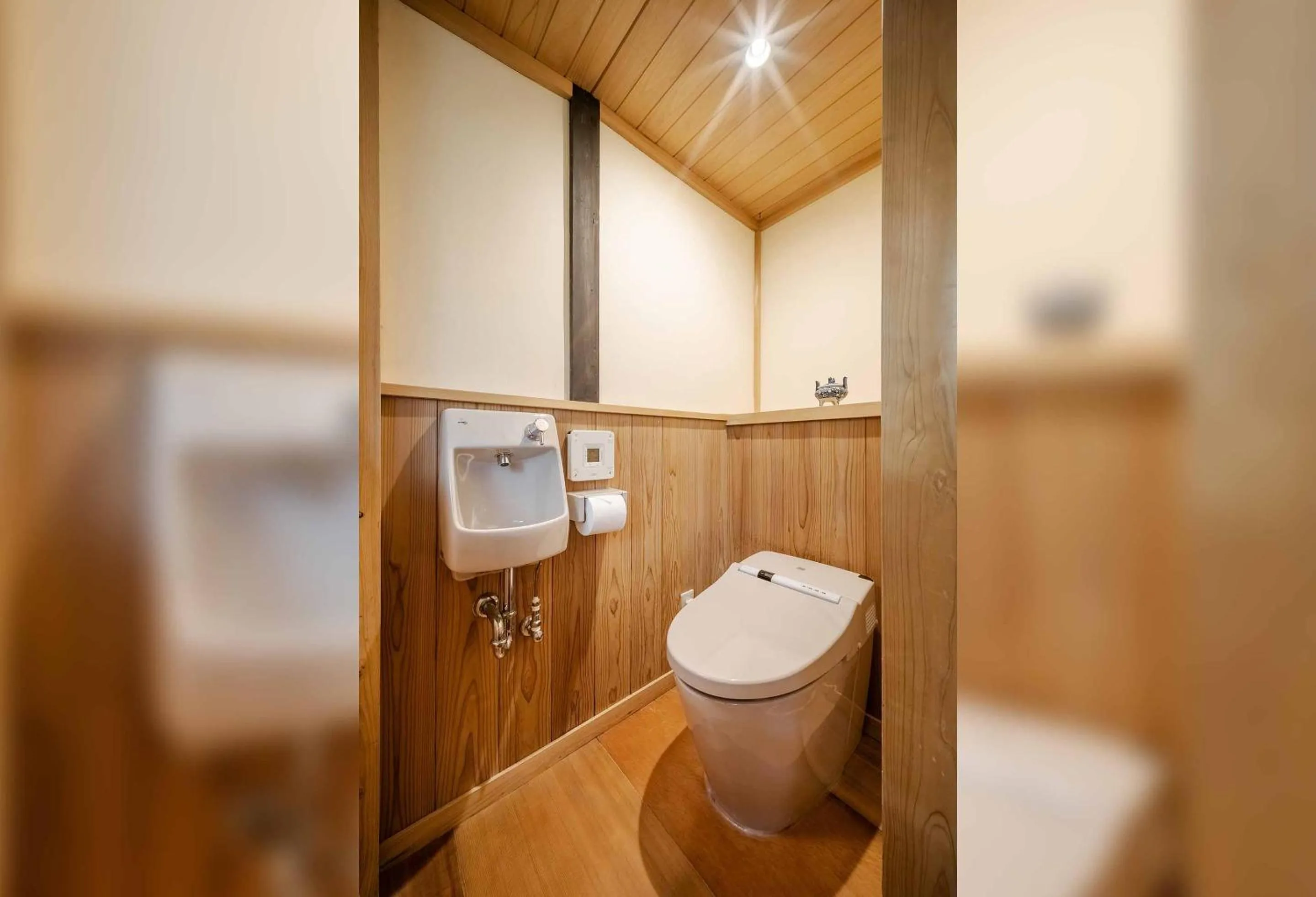 Bathroom in Gion Koyu an Machiya House