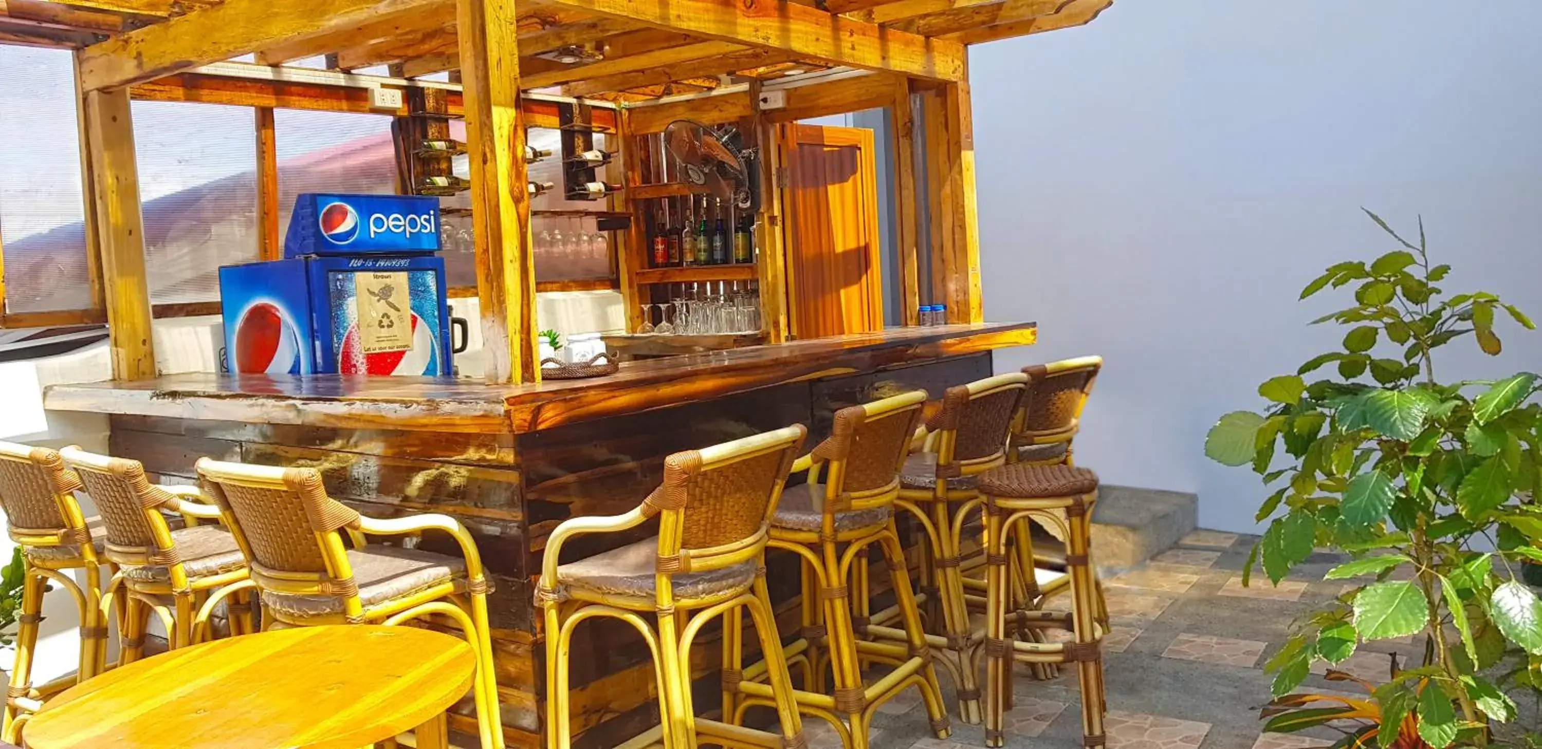 Restaurant/places to eat in DiveGurus Boracay Beach Resort Restaurant/places to eat in DiveGurus Boracay Beach Resort