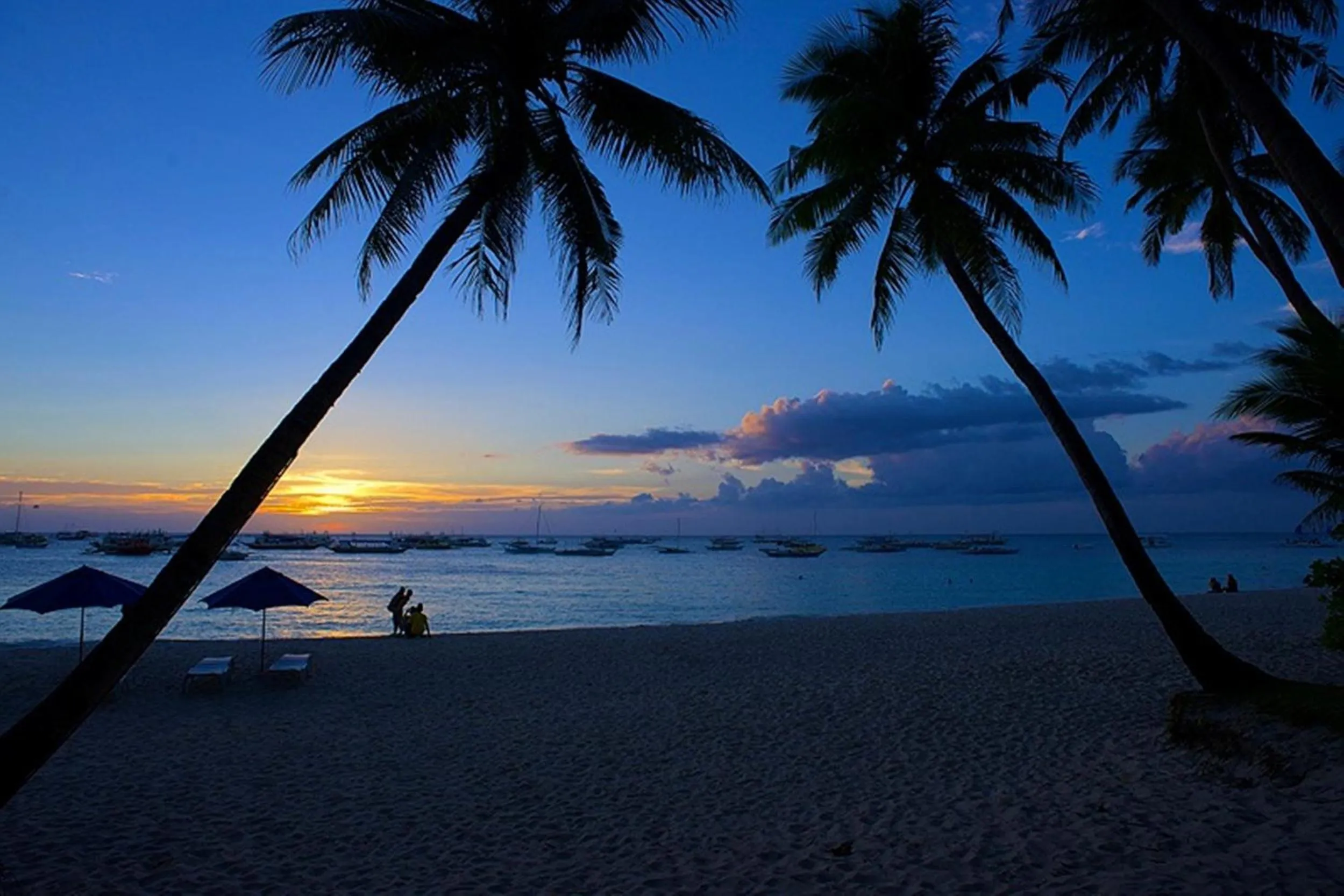 Beach in DiveGurus Boracay Beach Resort