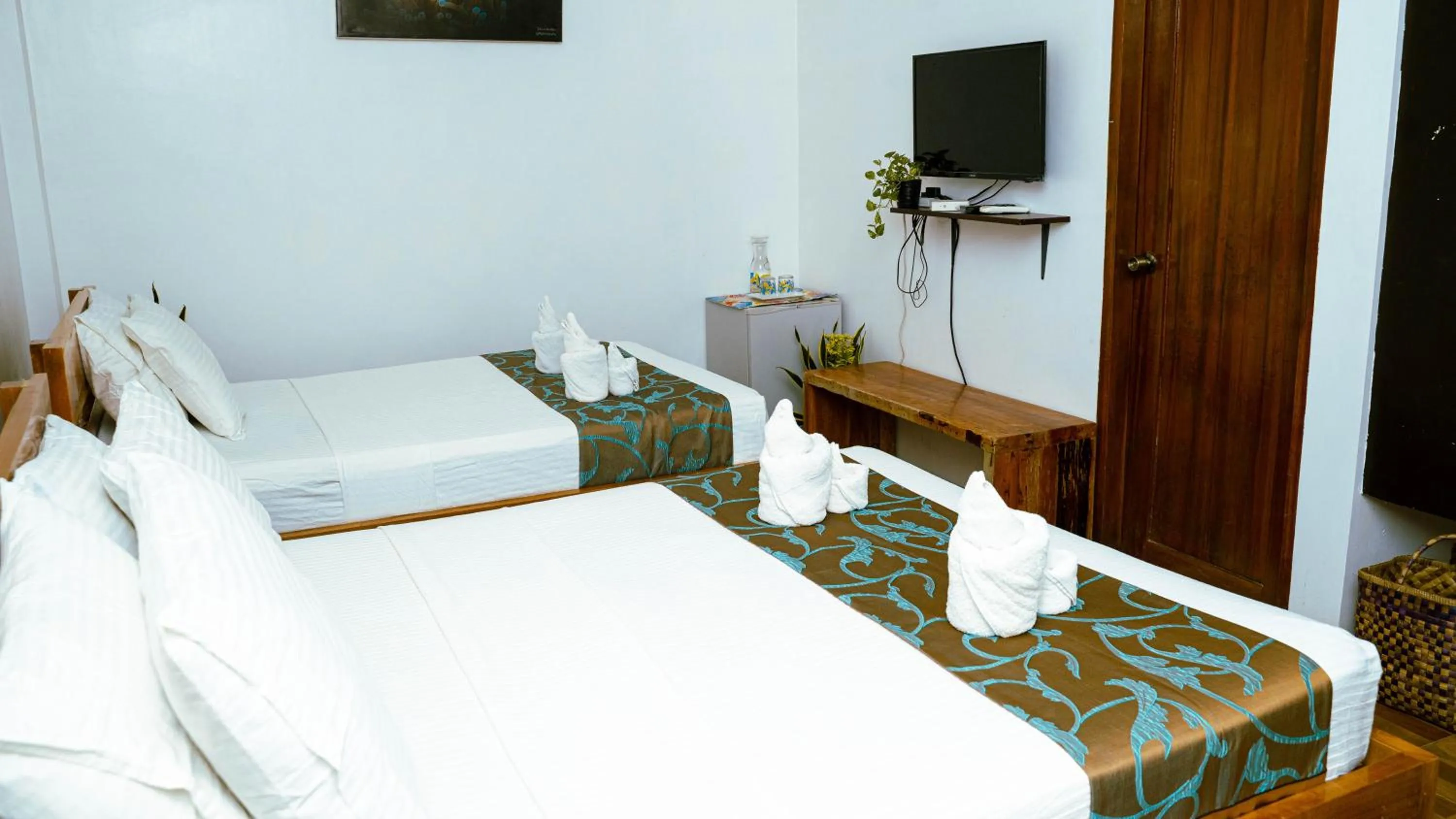 Bedroom, Bed in DiveGurus Boracay Beach Resort