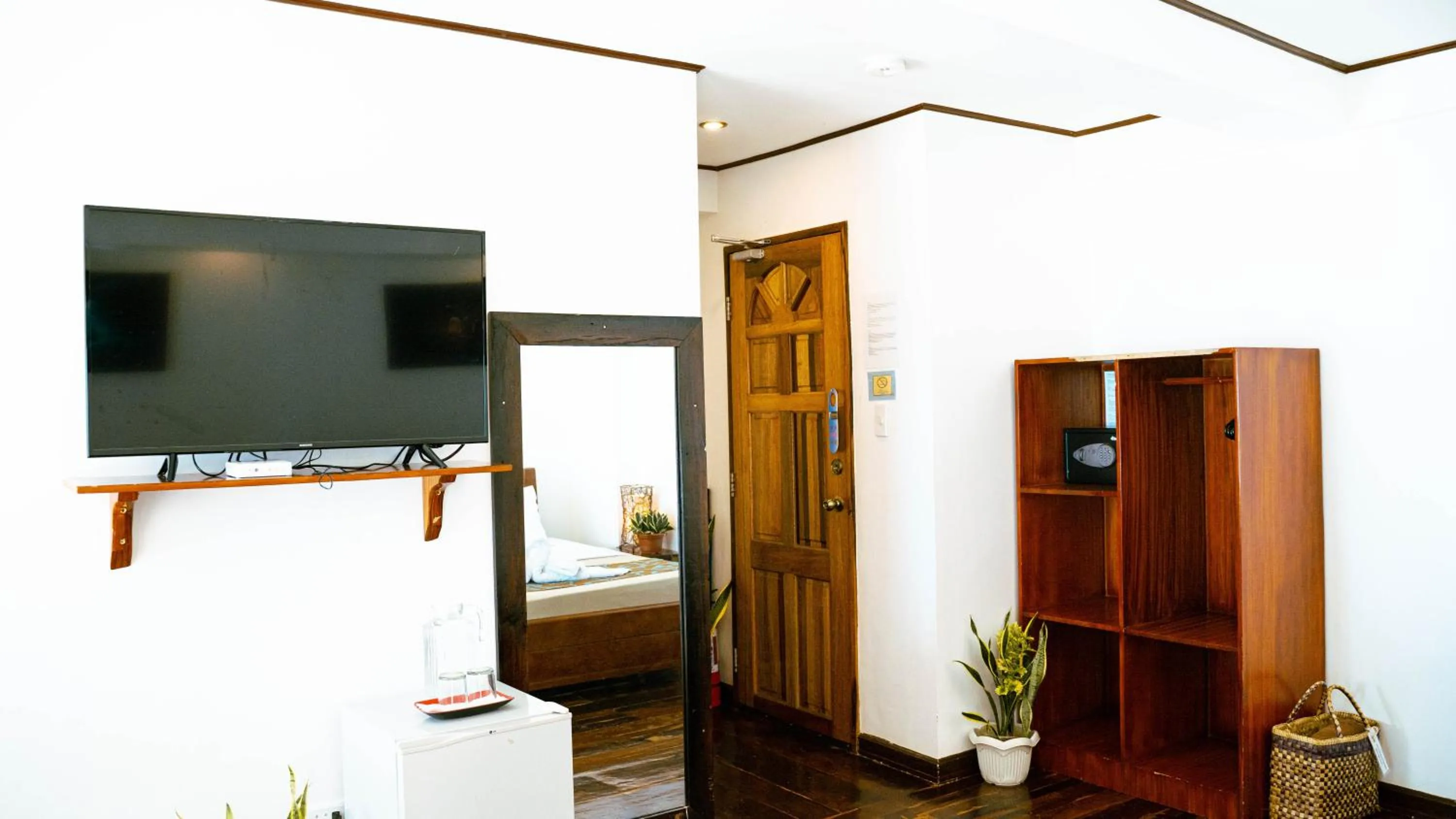 DiveGurus Boracay Beach Resort