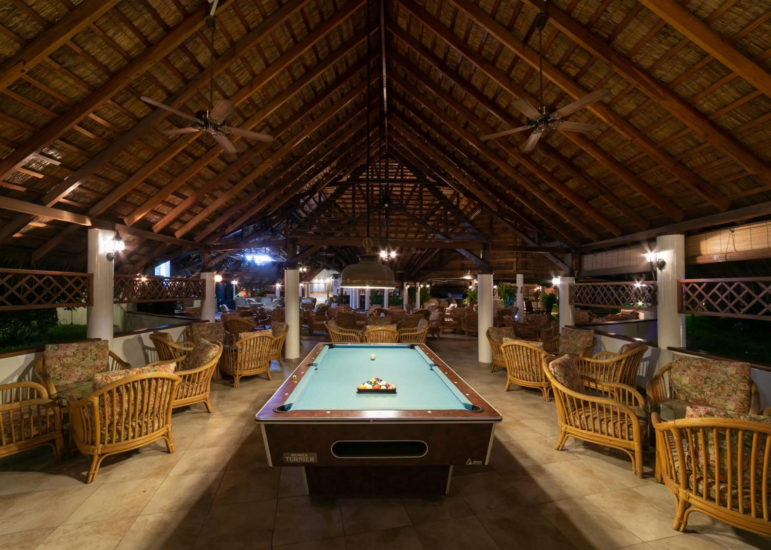 Billiard in Fihalhohi Maldives