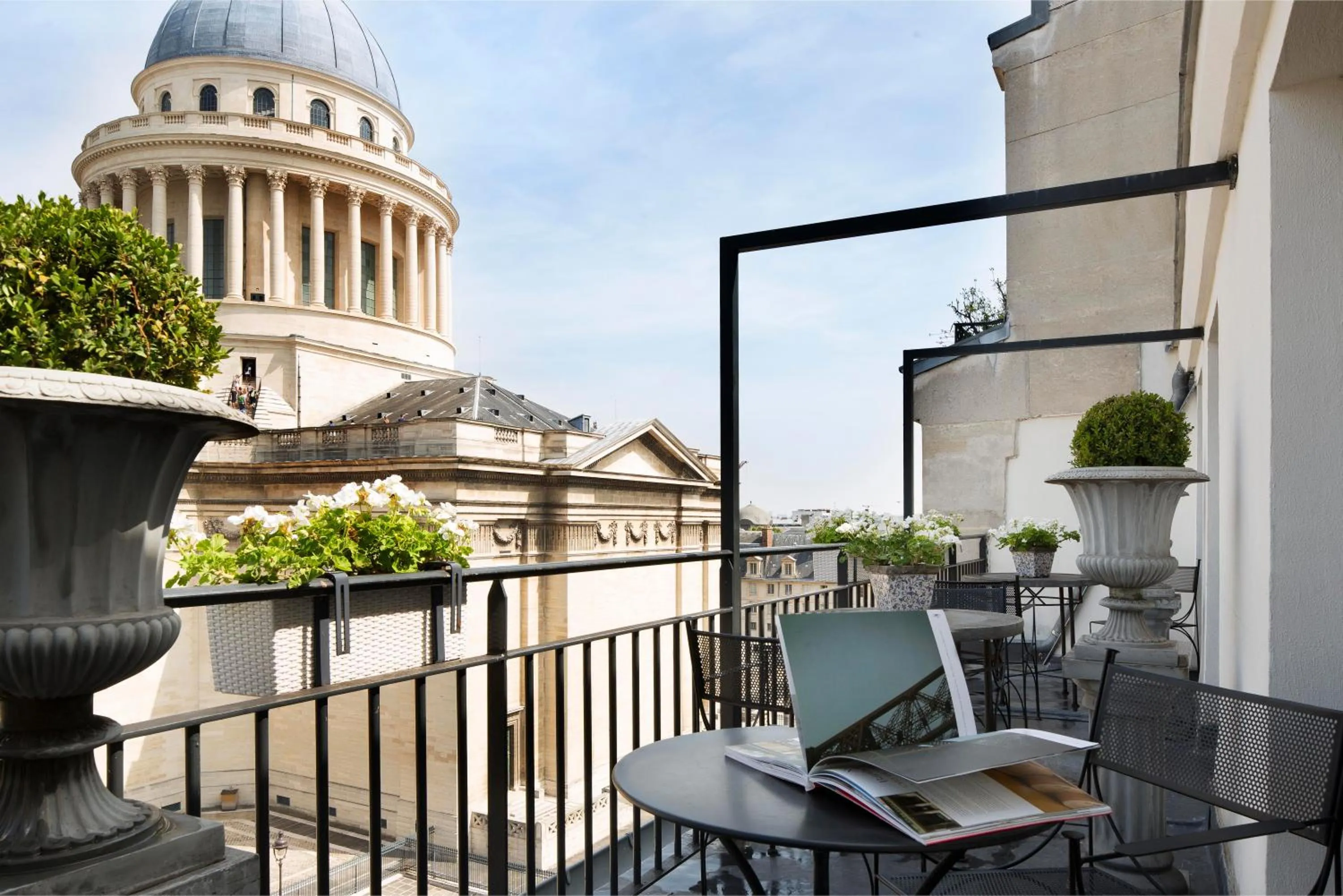 Balcony/Terrace in Hôtel des Grands Hommes