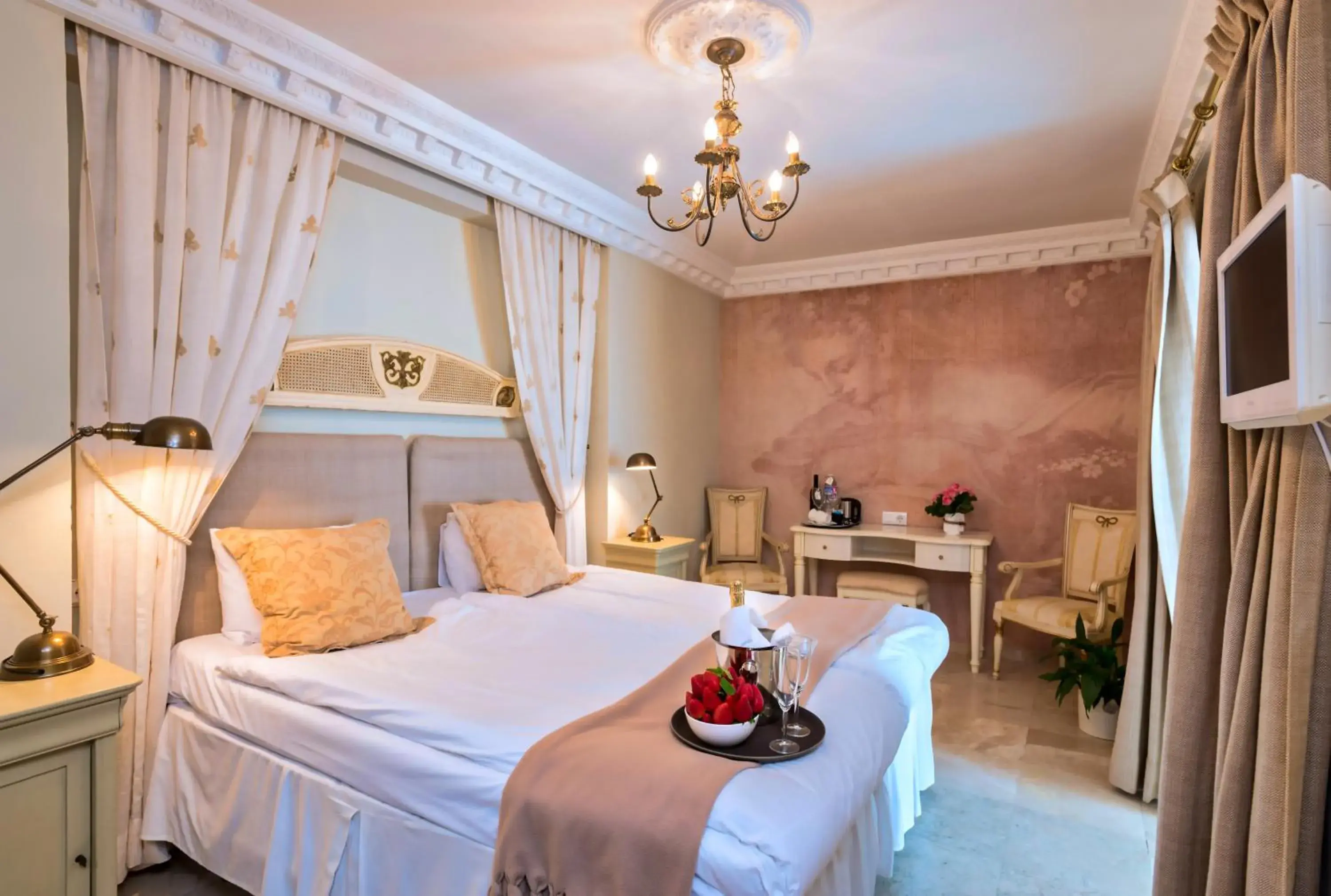 Double or Twin Room in The Town House Double or Twin Room in The Town House