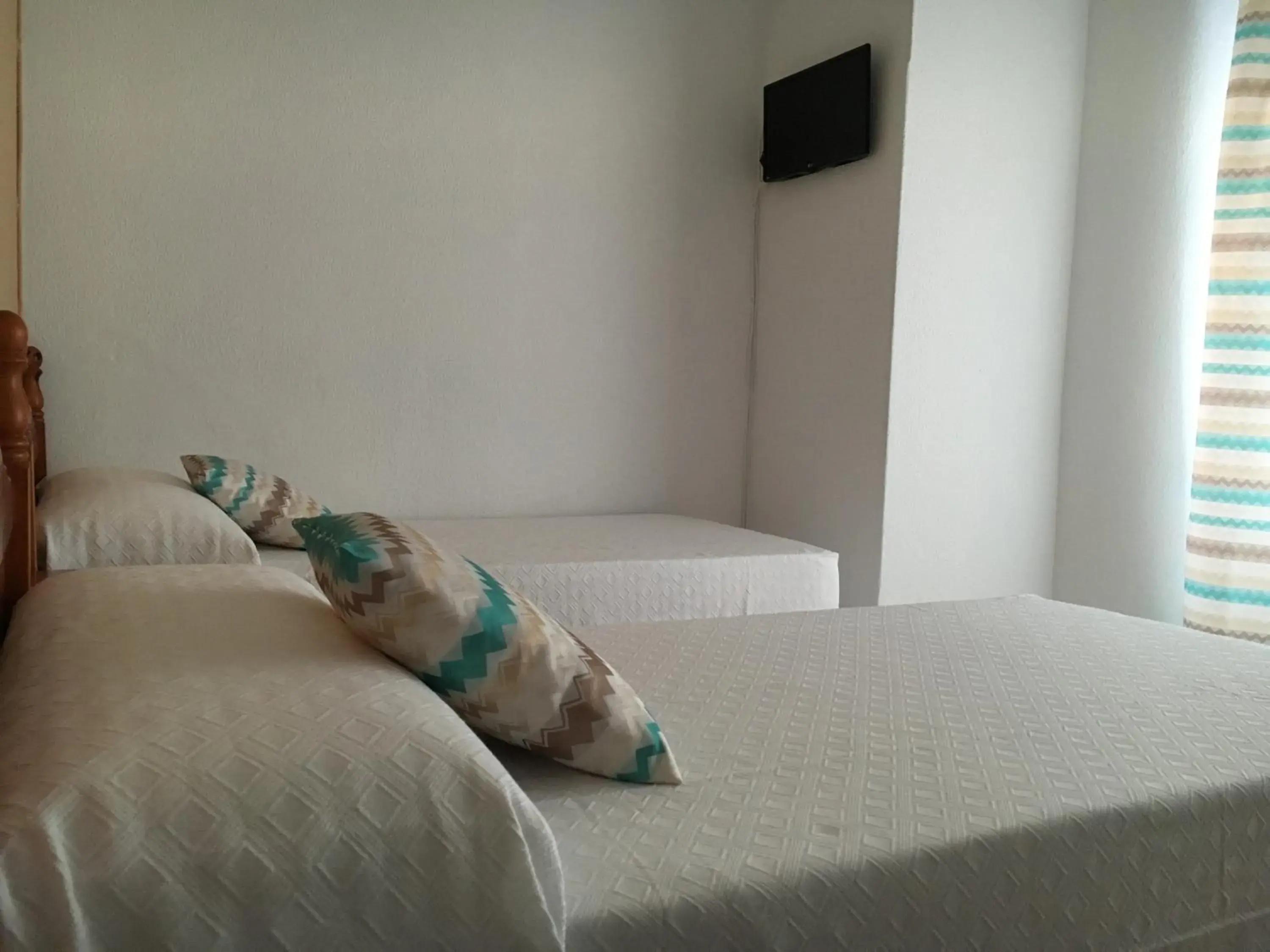 Twin Room in Hostal Barbate Twin Room in Hostal Barbate