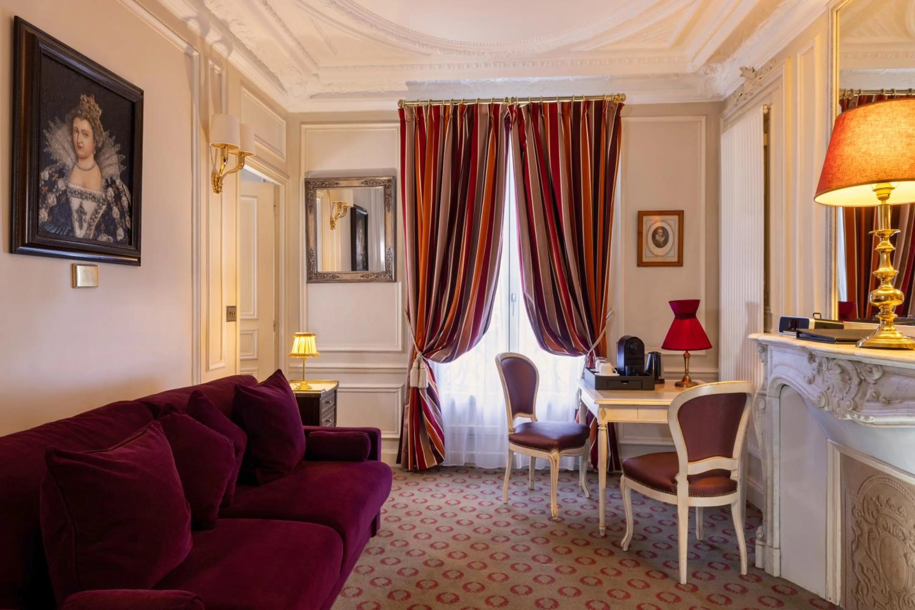Living room in Hotel Residence Henri IV