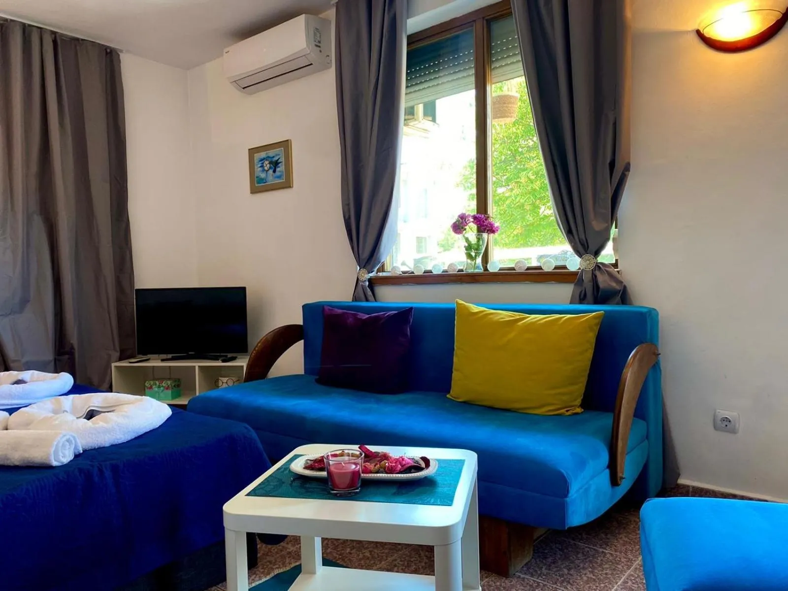 Bed in Family Hotel Argo