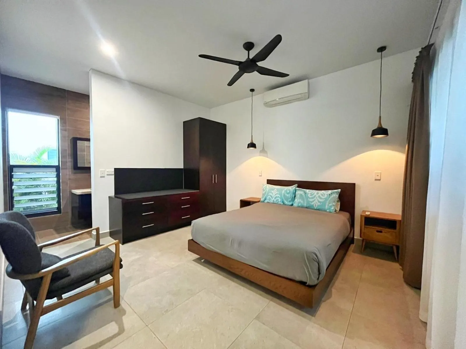 Photo of the whole room, Bed in Naisoso Island Villas - Fiji