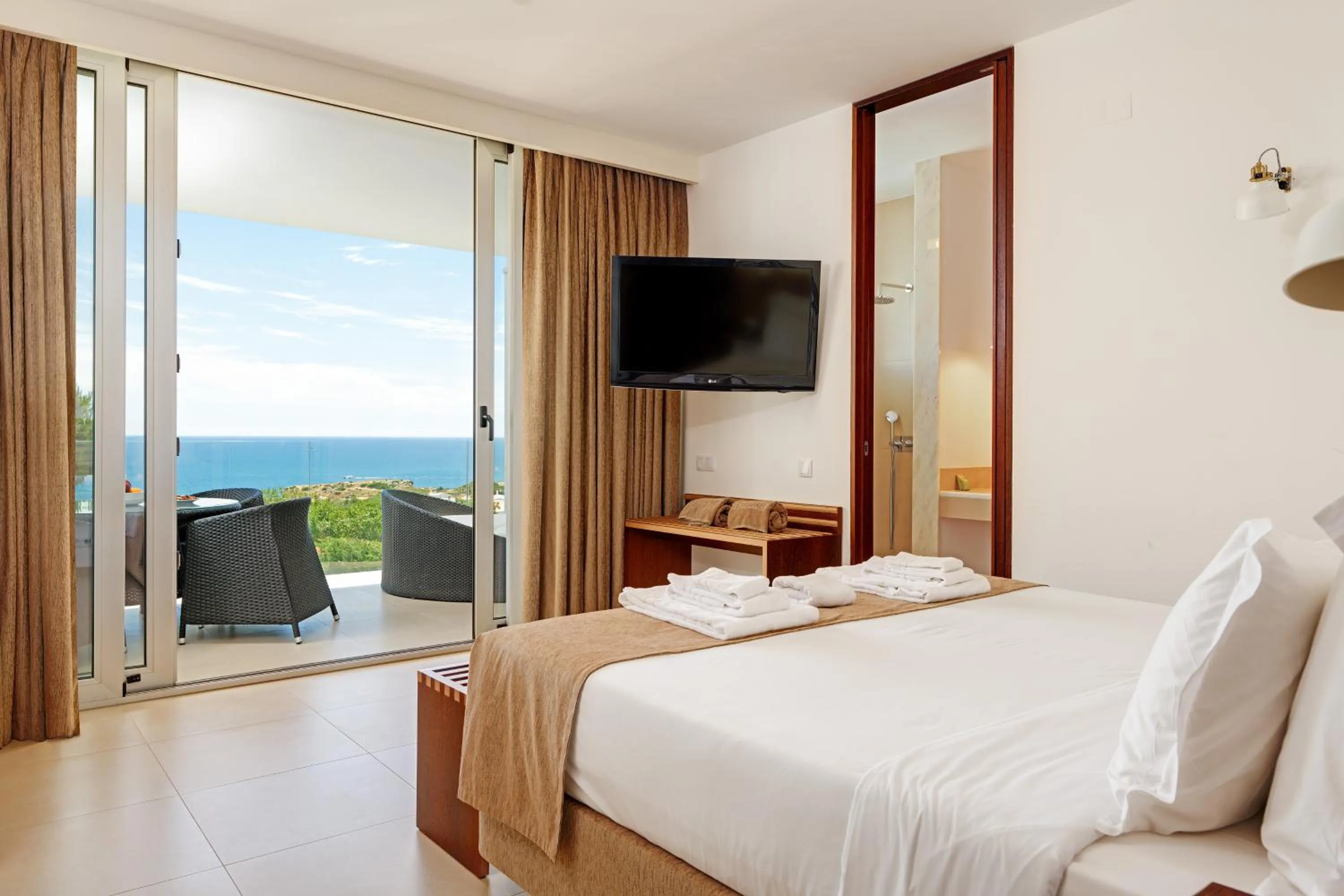 Bedroom, Bed in Sao Rafael Holidays