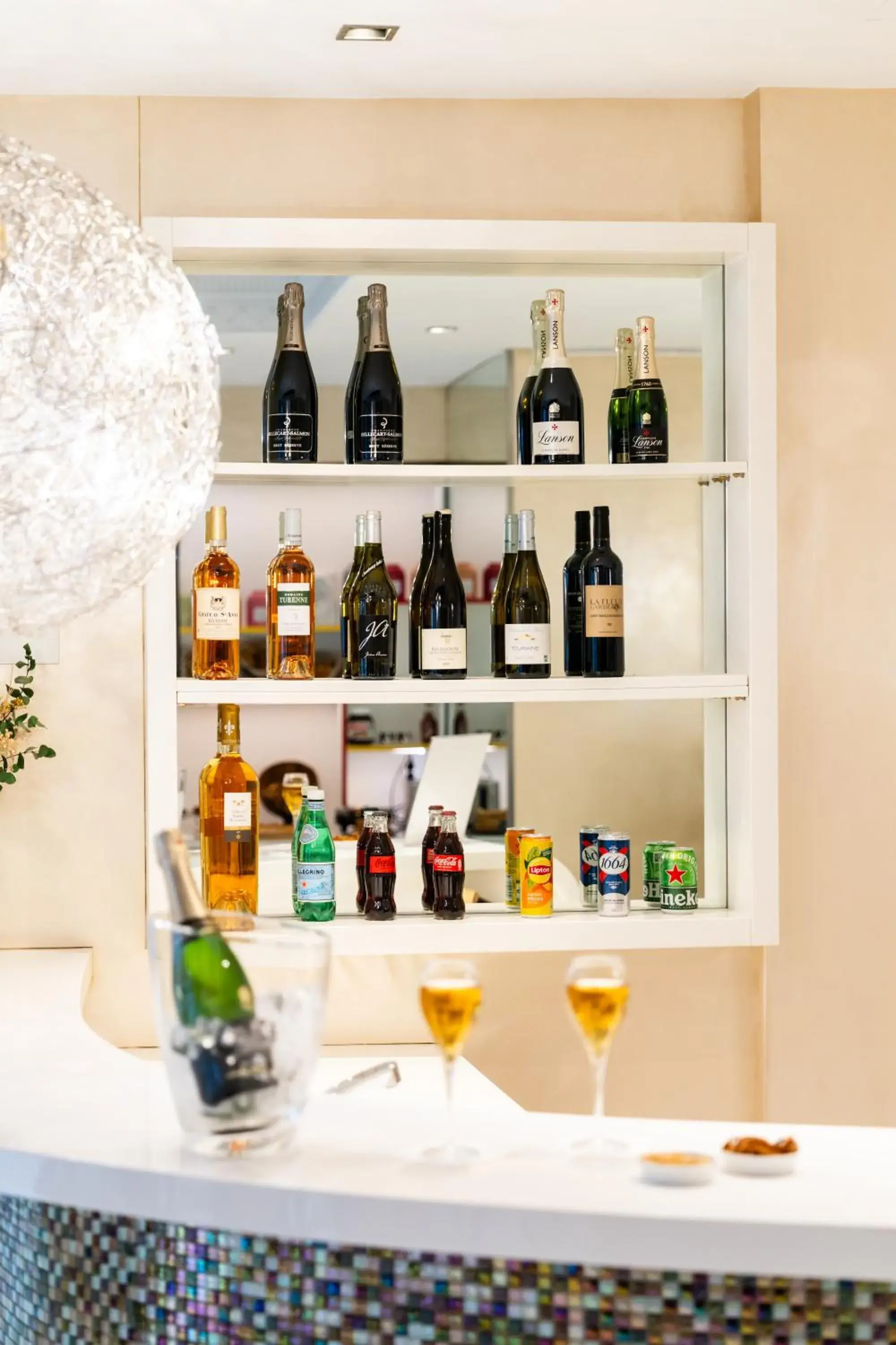 Lounge or bar in Le 7 Eiffel Hotel by Malone Lounge or bar in Le 7 Eiffel Hotel by Malone