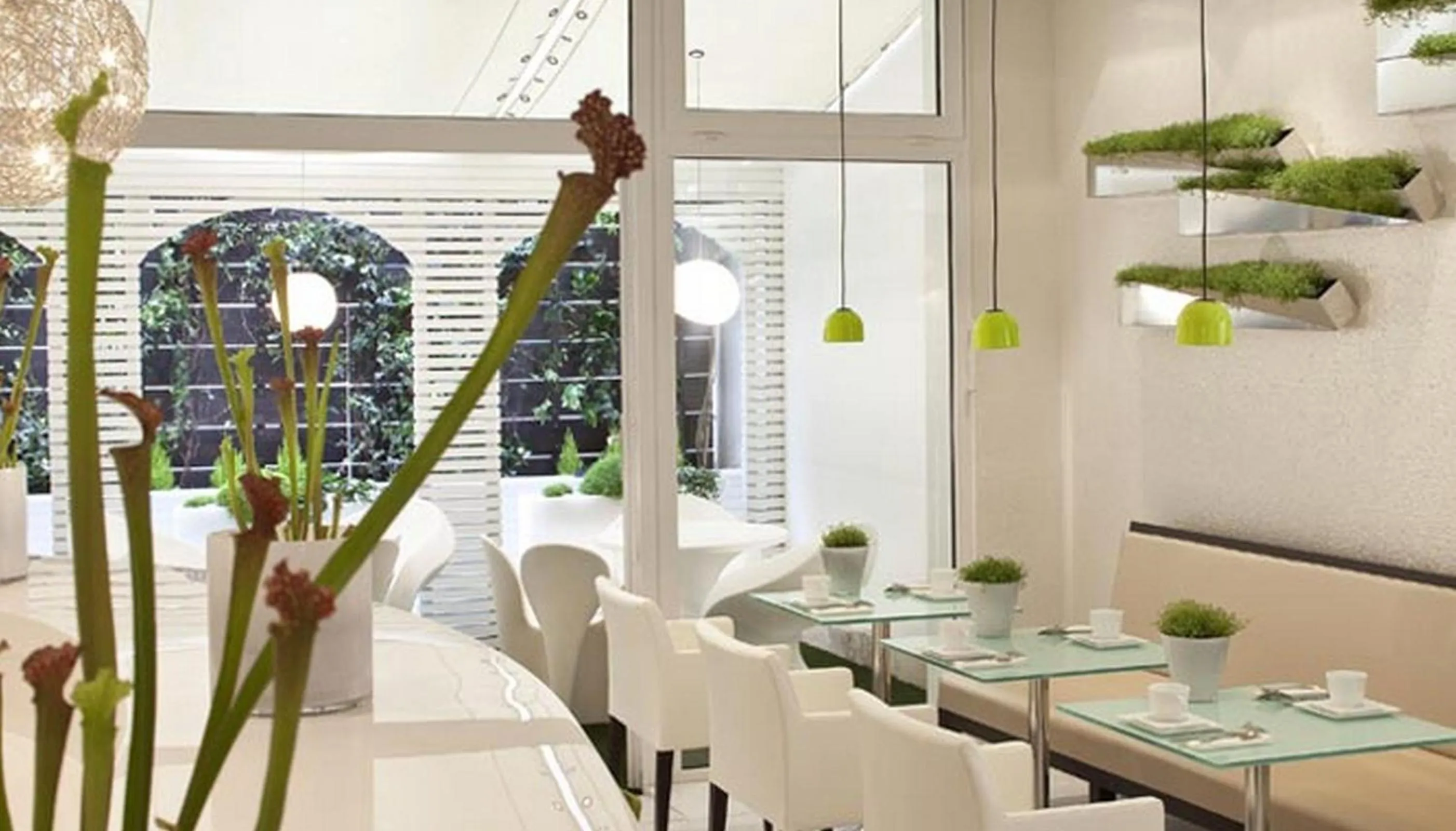 Restaurant/places to eat in Le 7 Eiffel Hotel by Malone