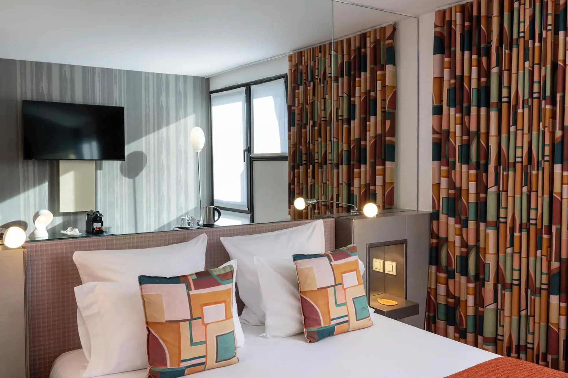 Bedroom, Bed in Le 7 Eiffel Hotel by Malone Bedroom, Bed in Le 7 Eiffel Hotel by Malone