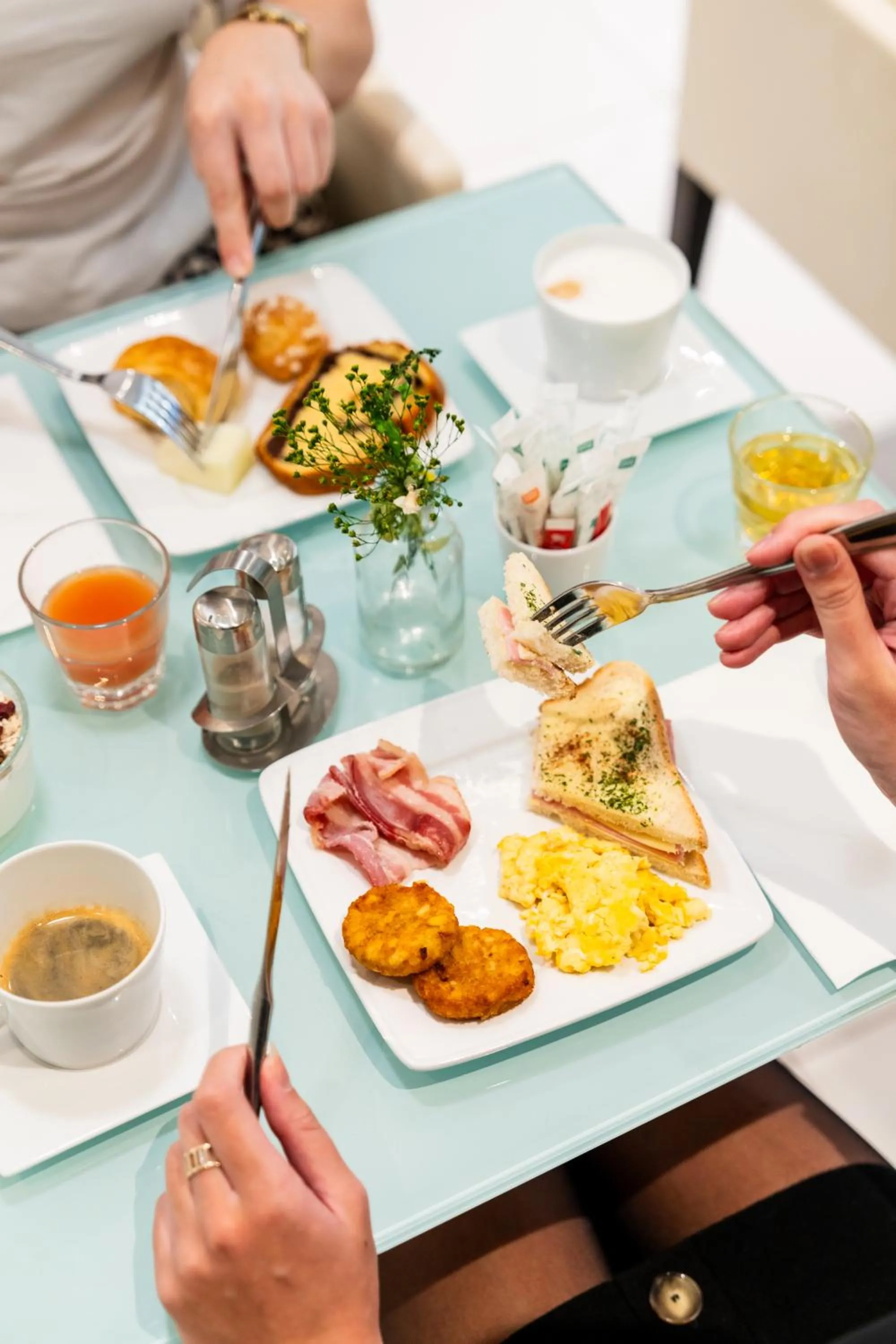 Breakfast in Le 7 Eiffel Hotel by Malone