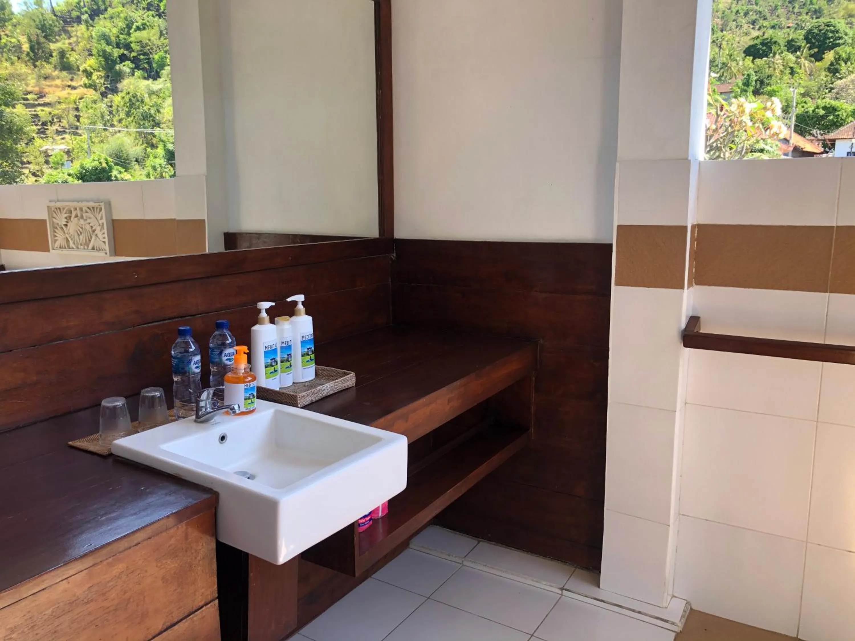 Bathroom in Meditasi Bungalows & Villas