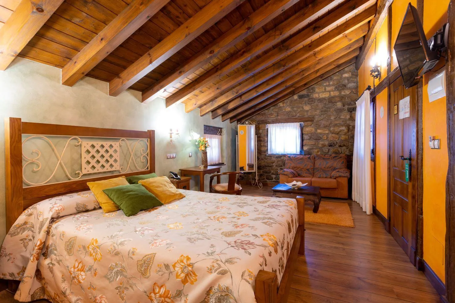 Bed in Hotel Spa Casona La Hondonada