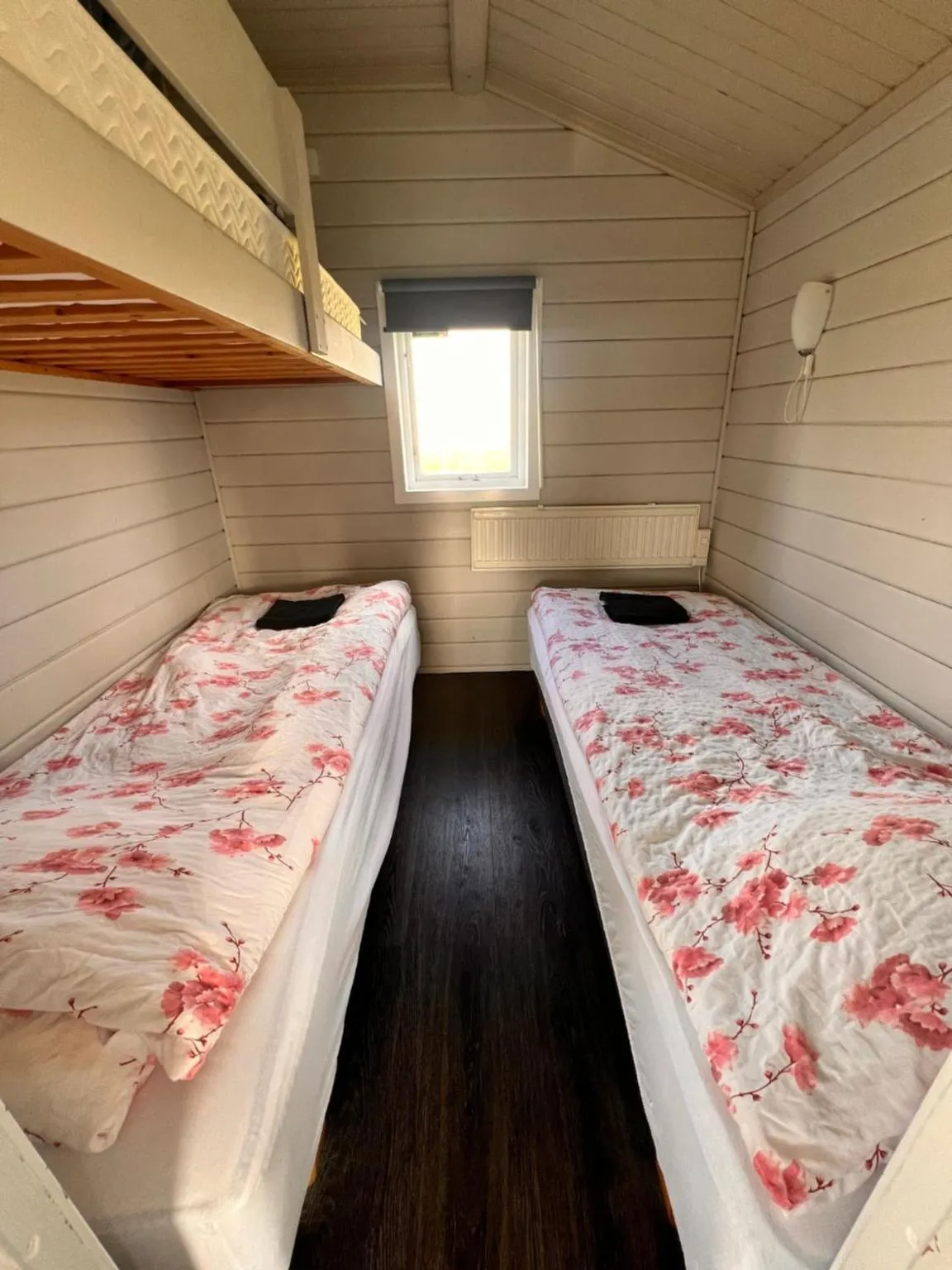 Bedroom, Bed in Hellisholar Cottages