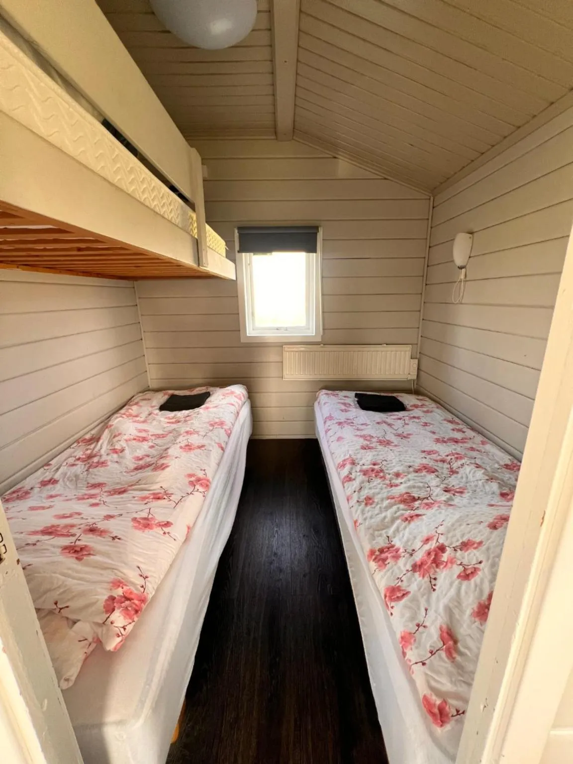 Bedroom, Bed in Hellisholar Cottages