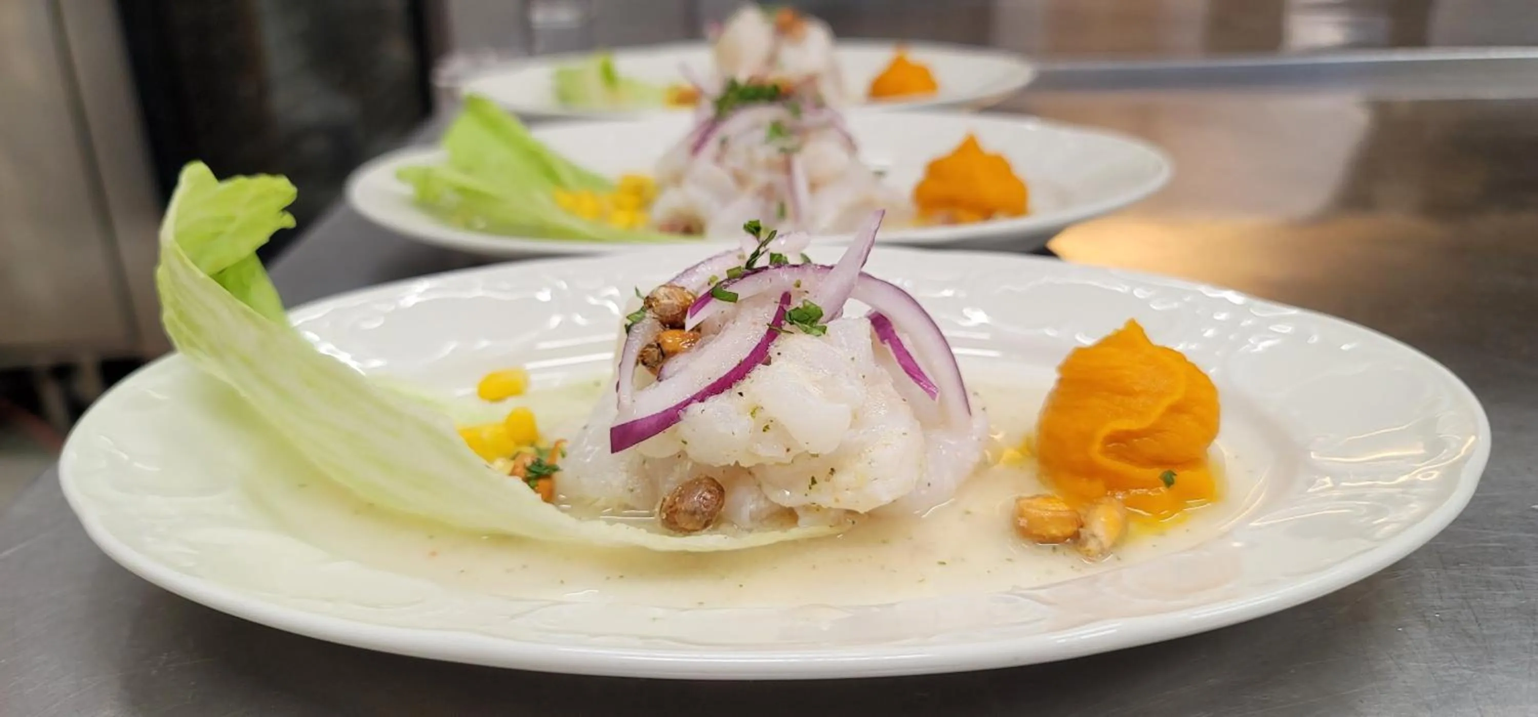 Restaurant/places to eat in Hellisholar Cottages