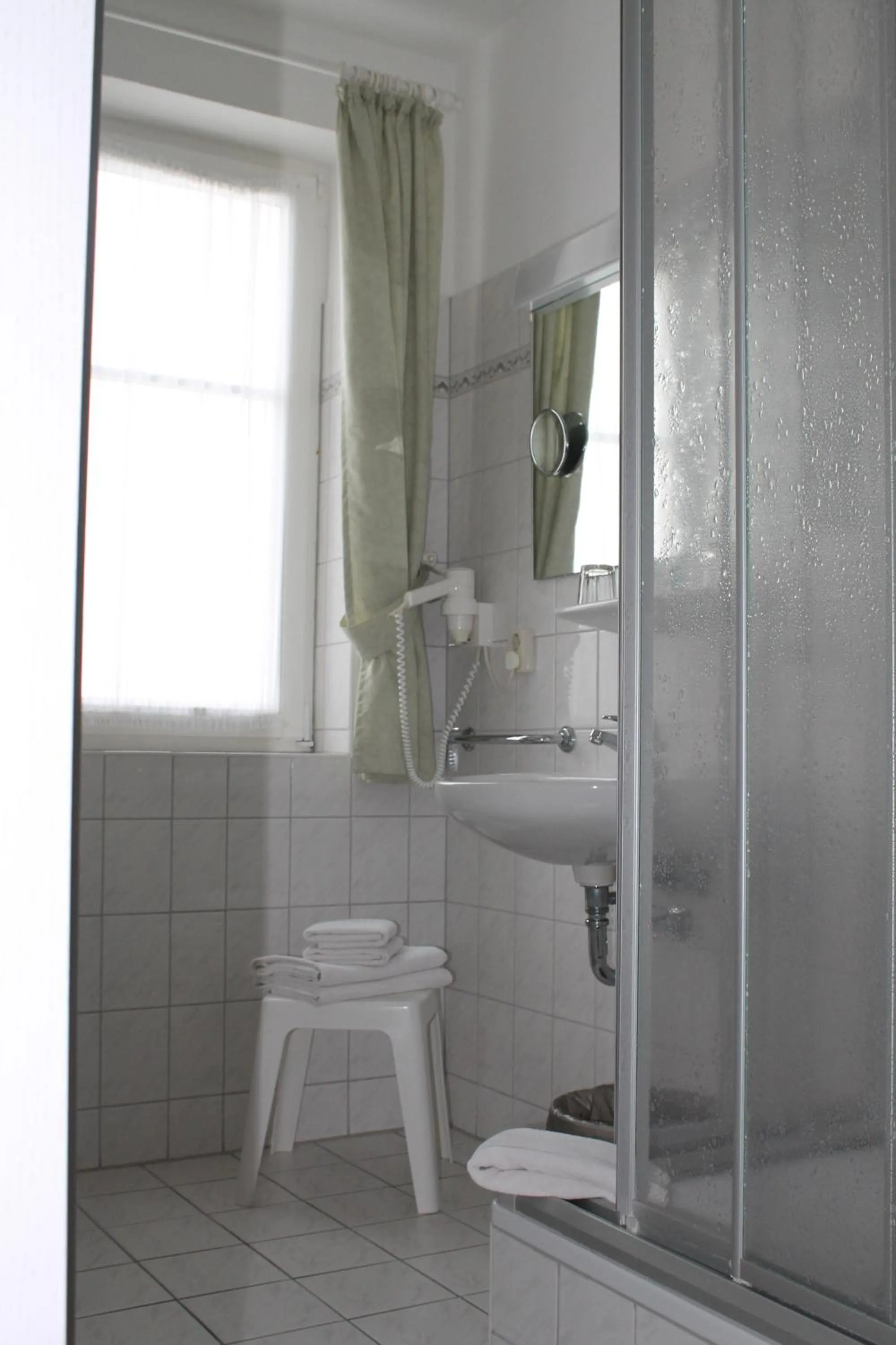 Bathroom in Hotel Haus Kranich