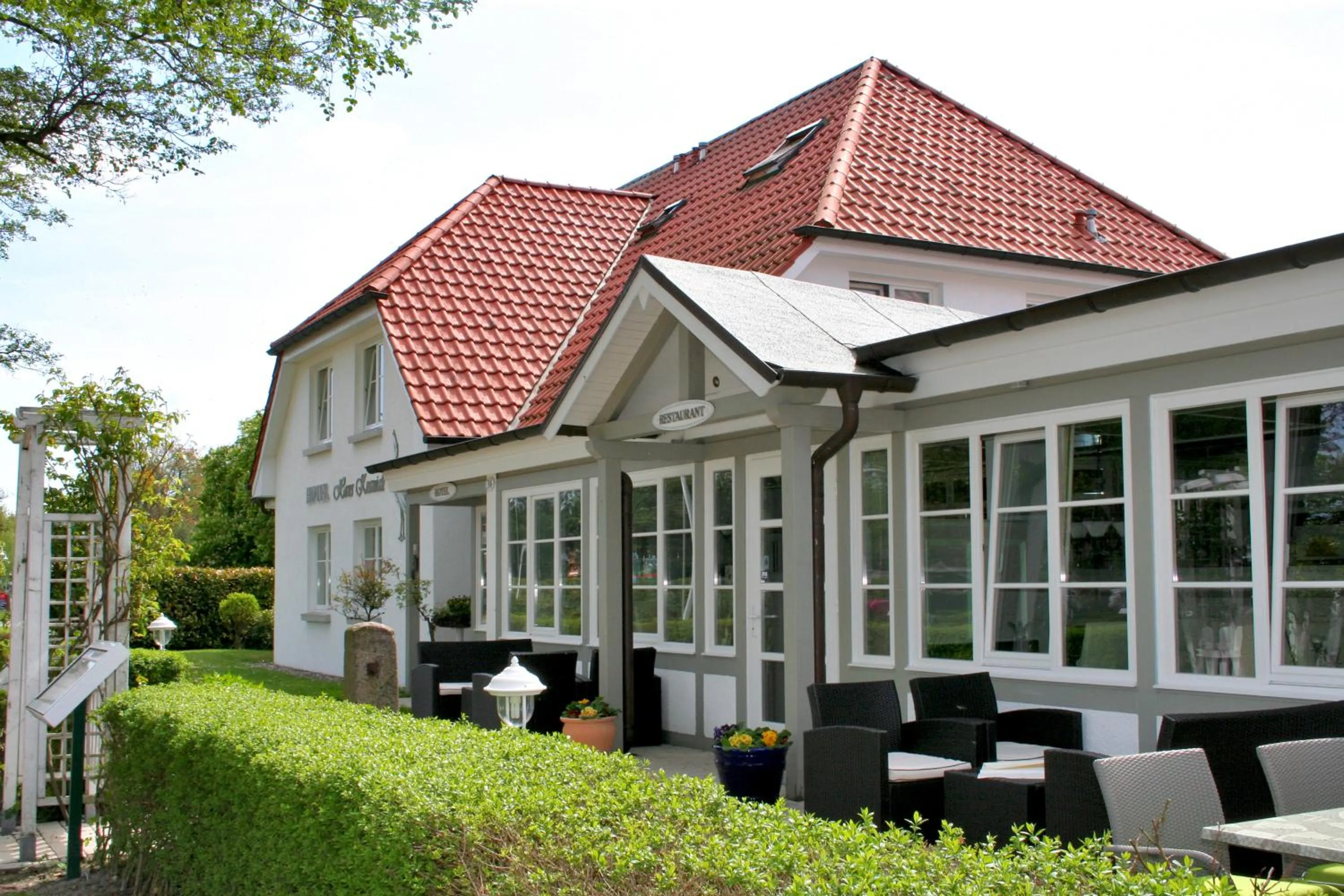 Facade/entrance in Hotel Haus Kranich