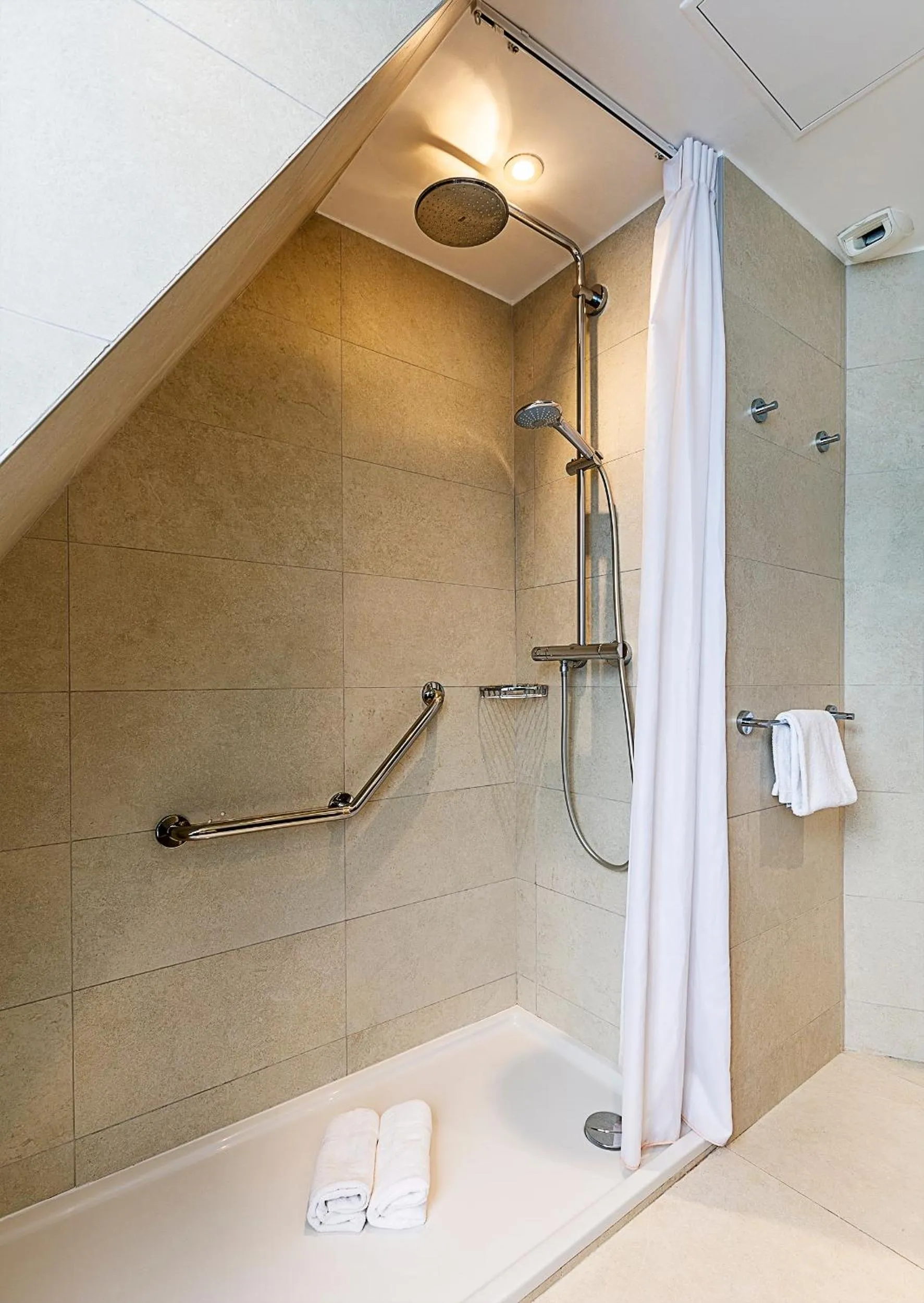Shower in Hotel La Manufacture