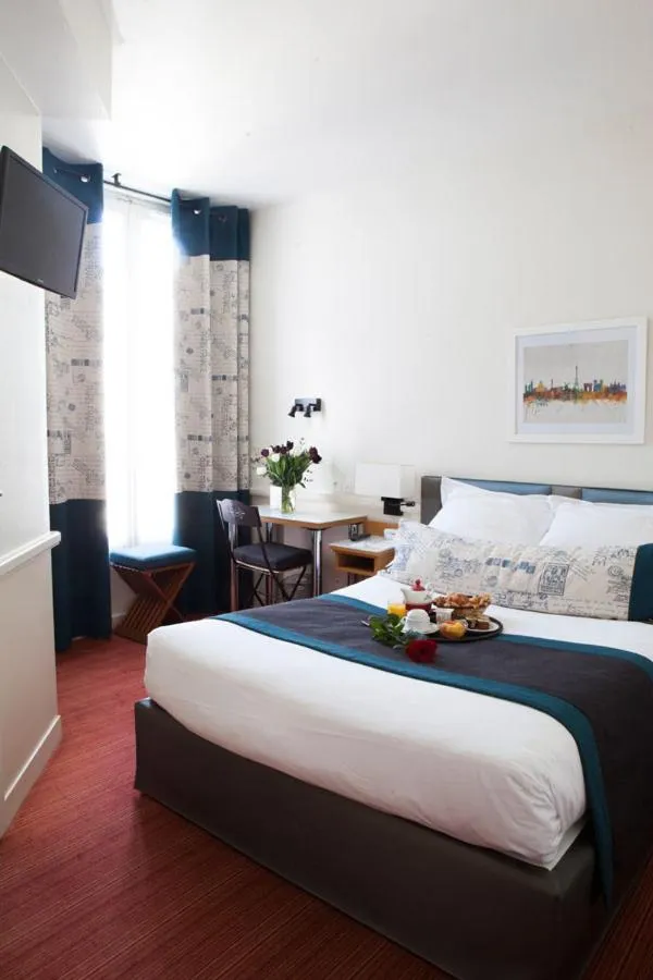 Bedroom, Bed in Hotel La Manufacture