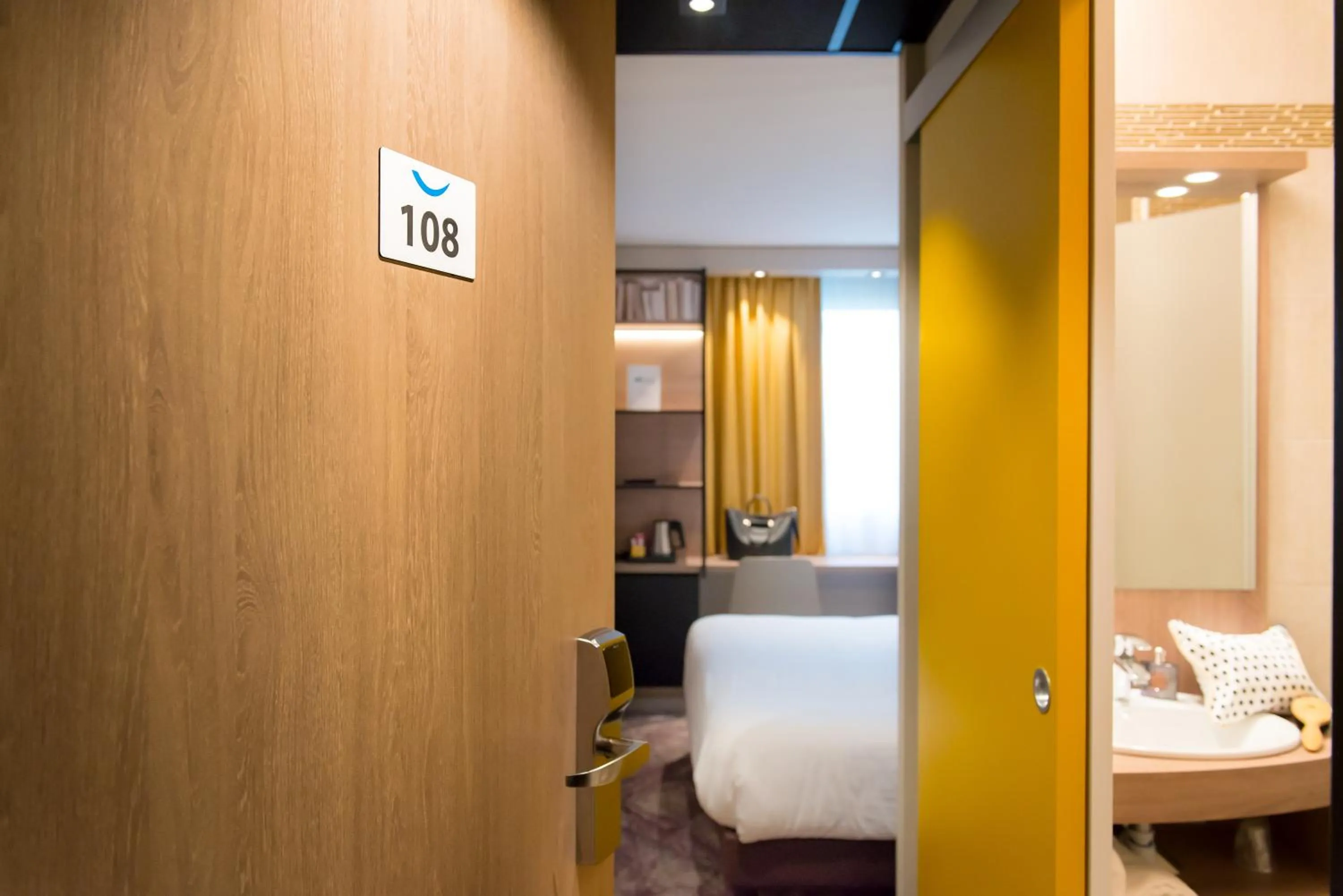 Bedroom, Bed in Brit Hotel Brest Le Relecq Kerhuon