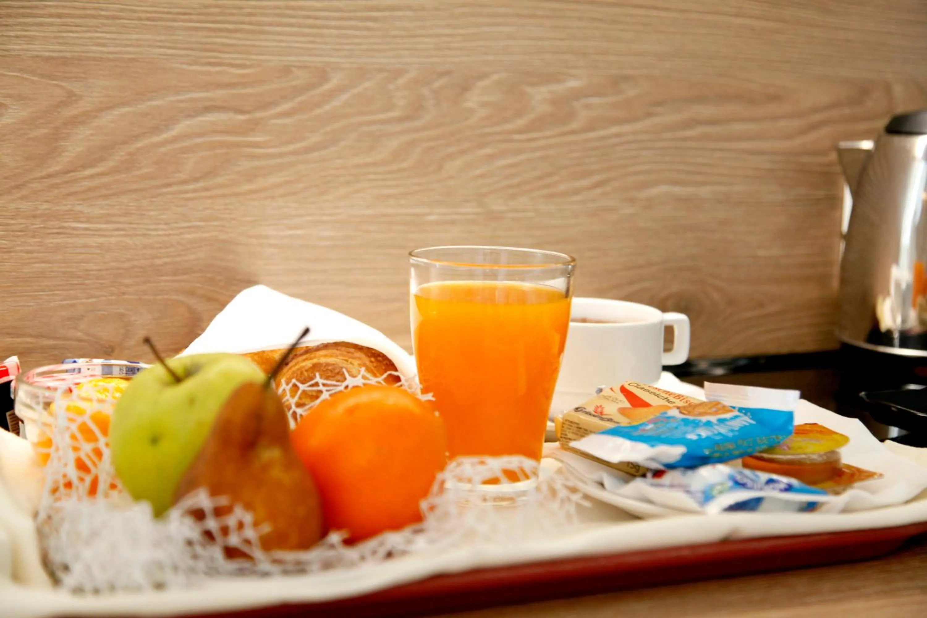 Coffee/tea facilities in Hotel Majorca sul Mare in centro a Riccione con Area Fitness