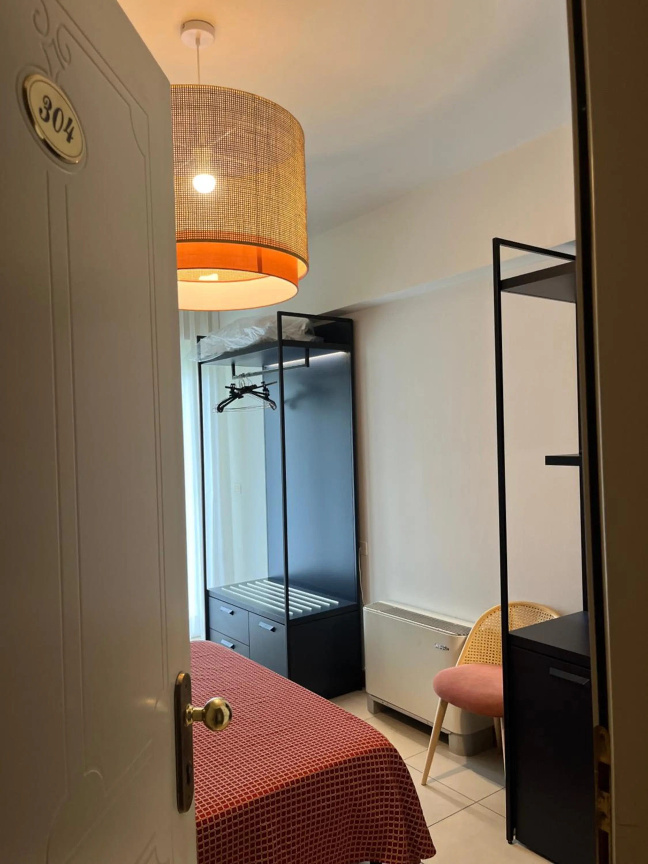 Photo of the whole room, Bed in Hotel Majorca sul Mare in centro a Riccione con Area Fitness